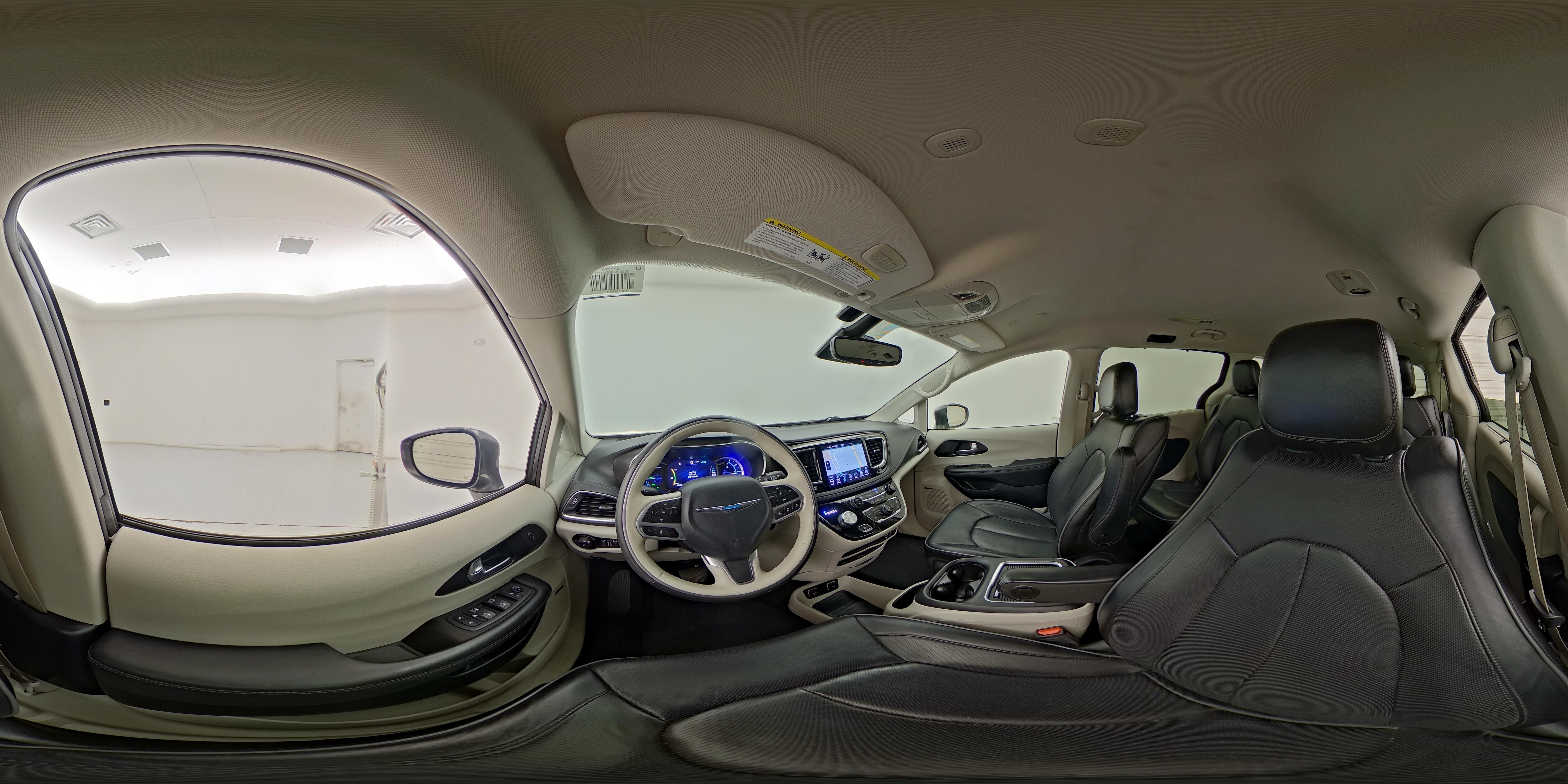 2020 Chrysler Pacifica Hybrid Limited - Photo 30