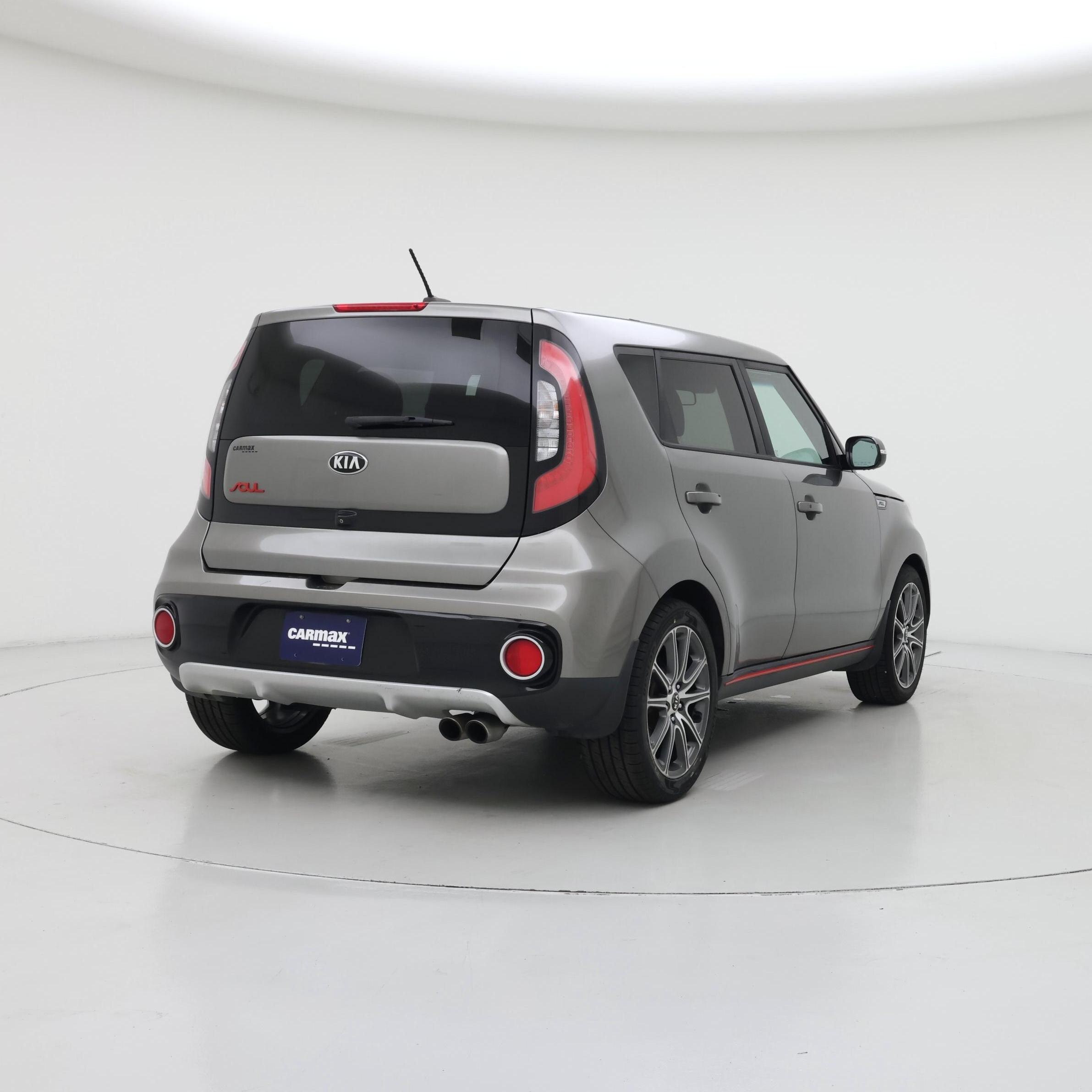 Thumbnail: 2017 Kia Soul - 8