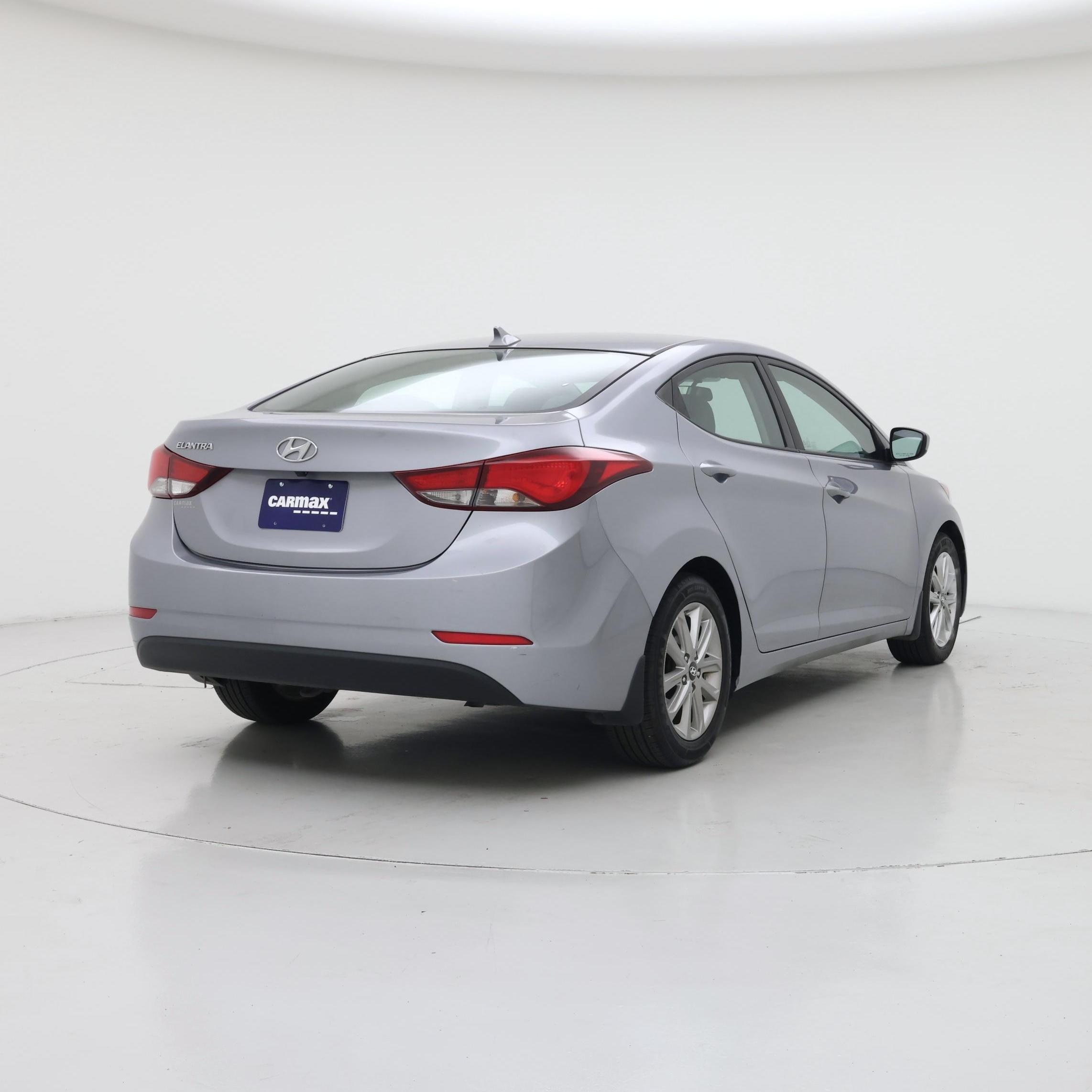 Thumbnail: 2015 Hyundai Elantra - 8