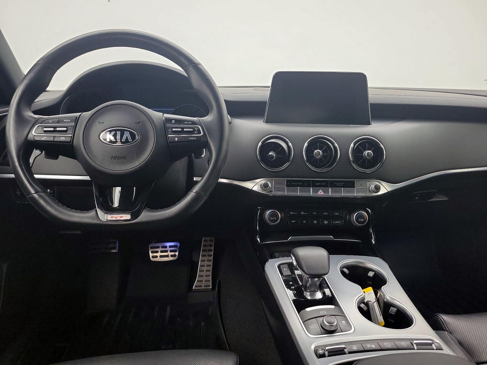 Thumbnail: 2021 Kia Stinger - 9