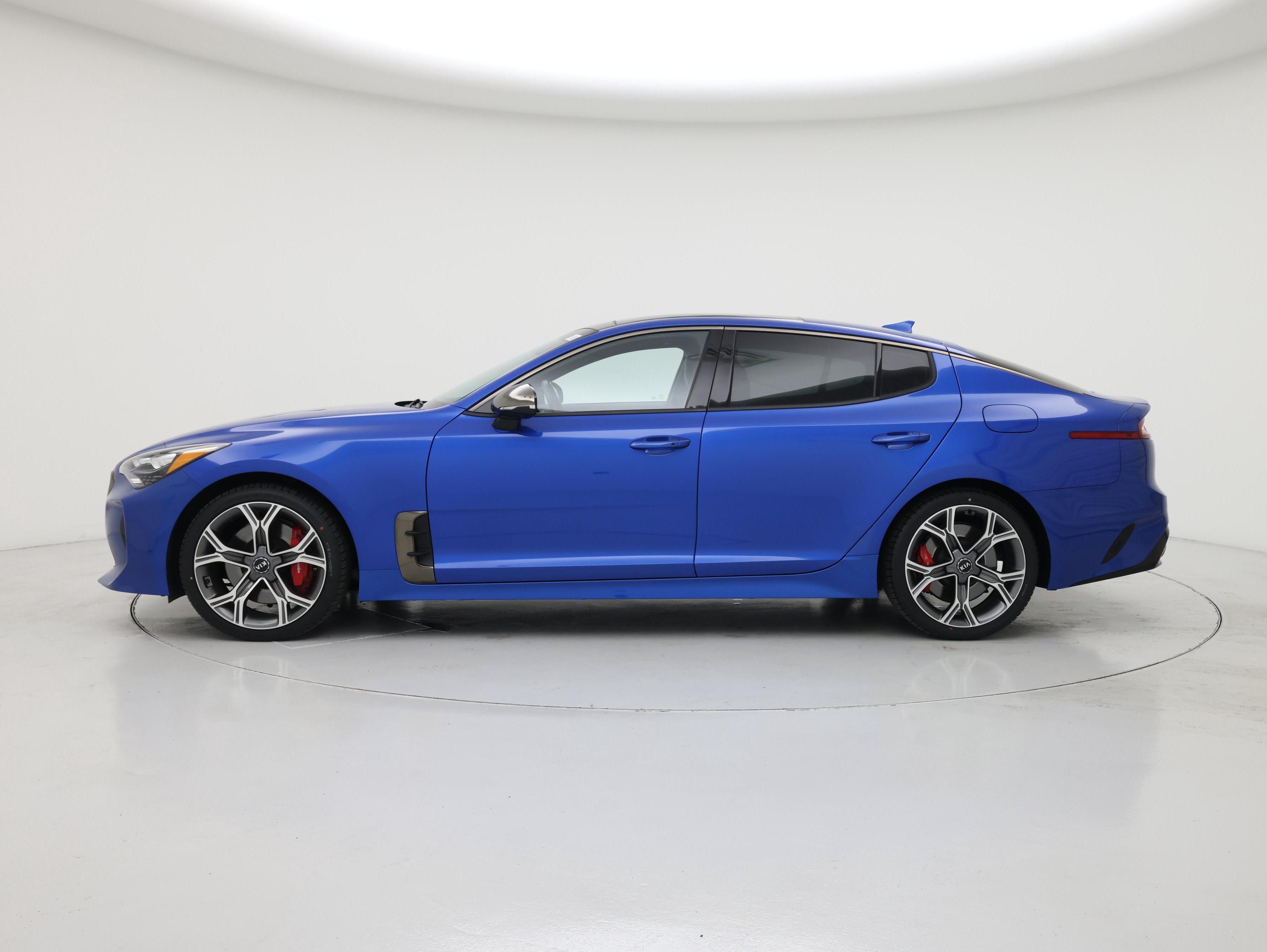 Thumbnail: 2021 Kia Stinger - 3