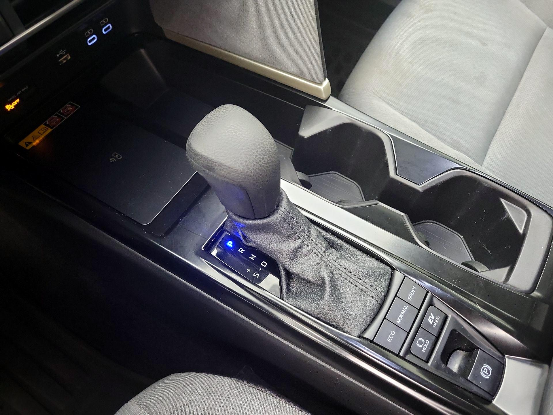 Thumbnail: 2025 Toyota Camry - 17