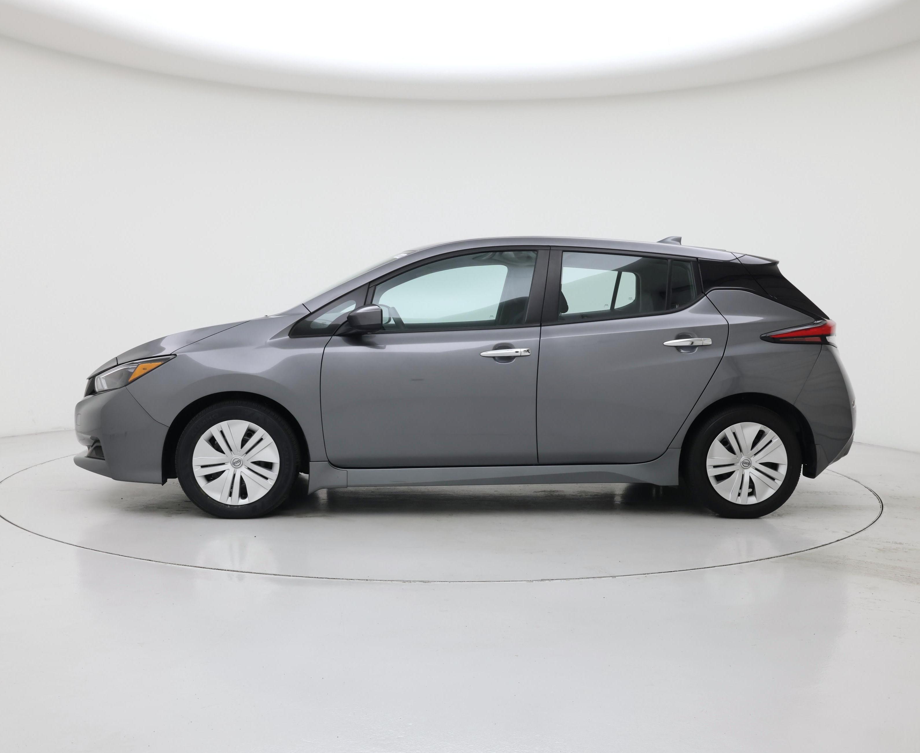 Thumbnail: 2024 Nissan Leaf - 3