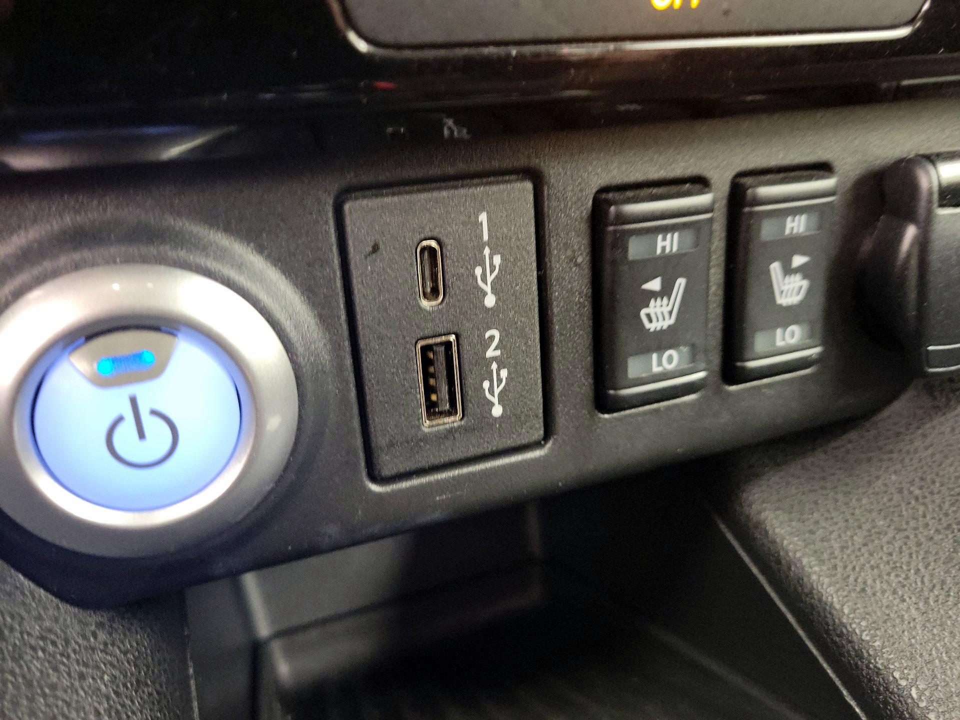Thumbnail: 2024 Nissan Leaf - 18