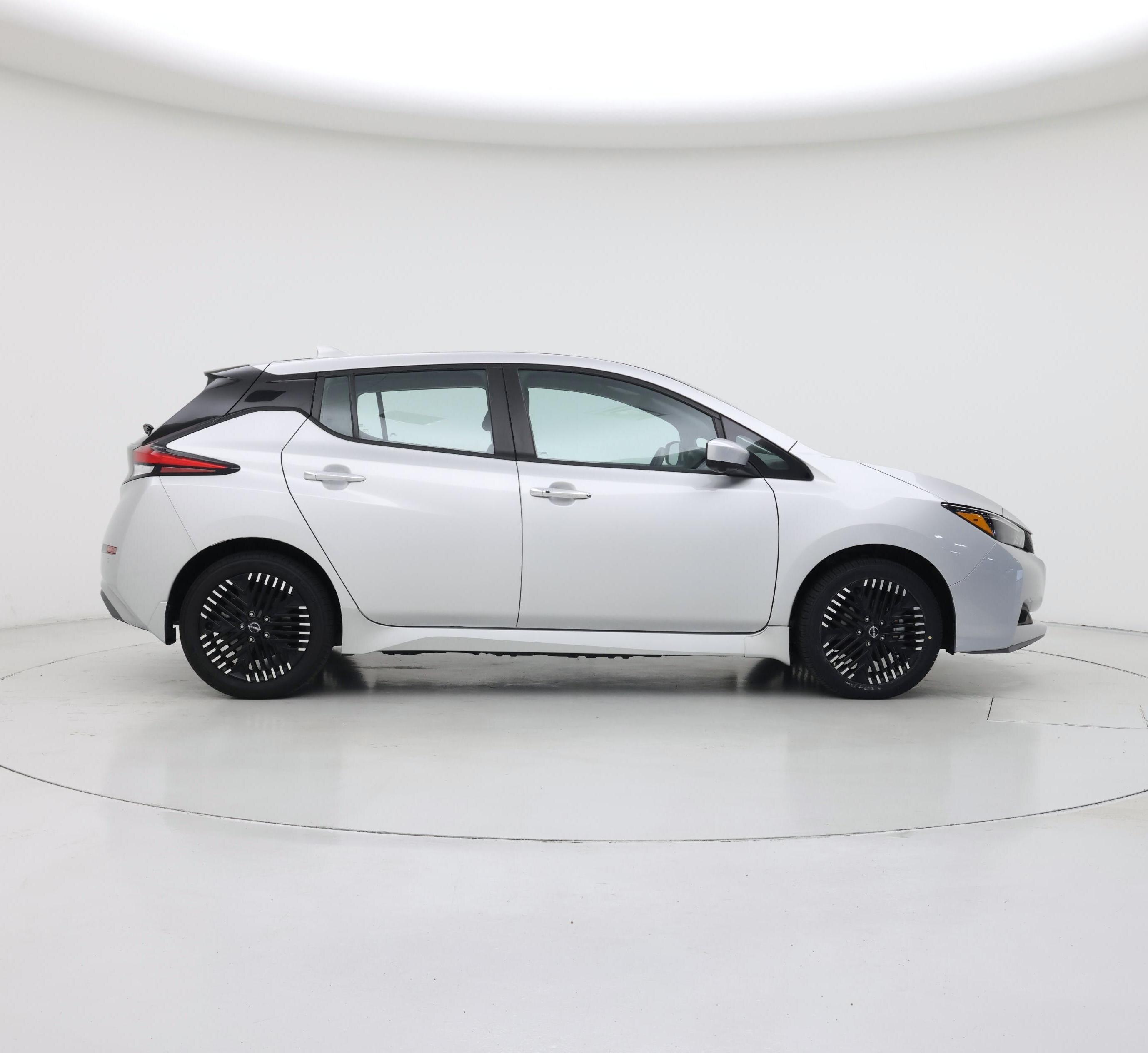 Thumbnail: 2024 Nissan Leaf - 7