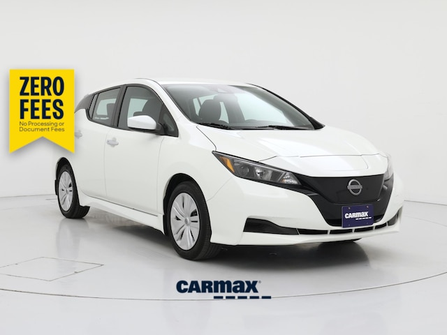 White 2025 Nissan LEAF Hatchback Front-Wheel Drive Automatic