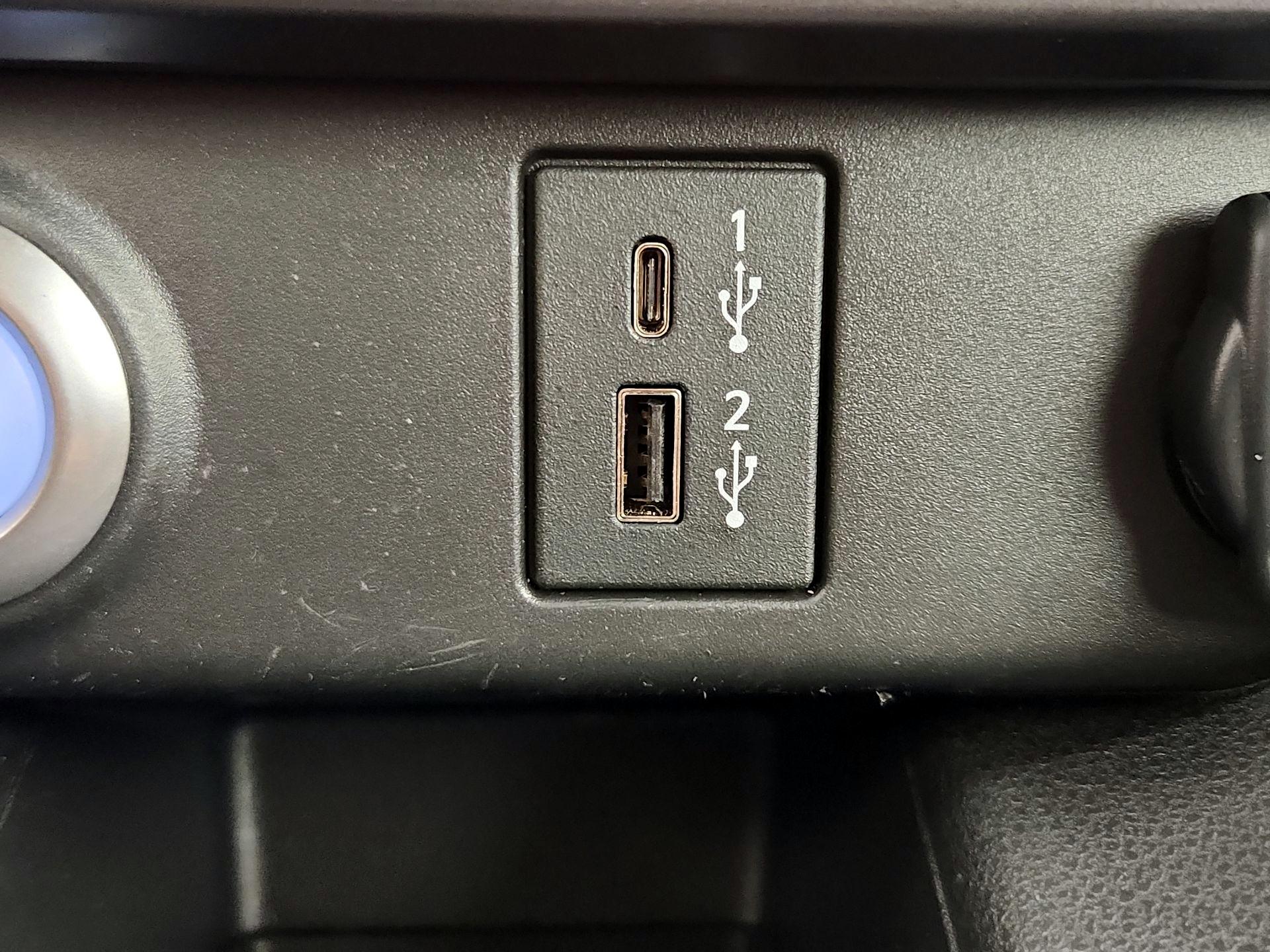 Thumbnail: 2024 Nissan Leaf - 18
