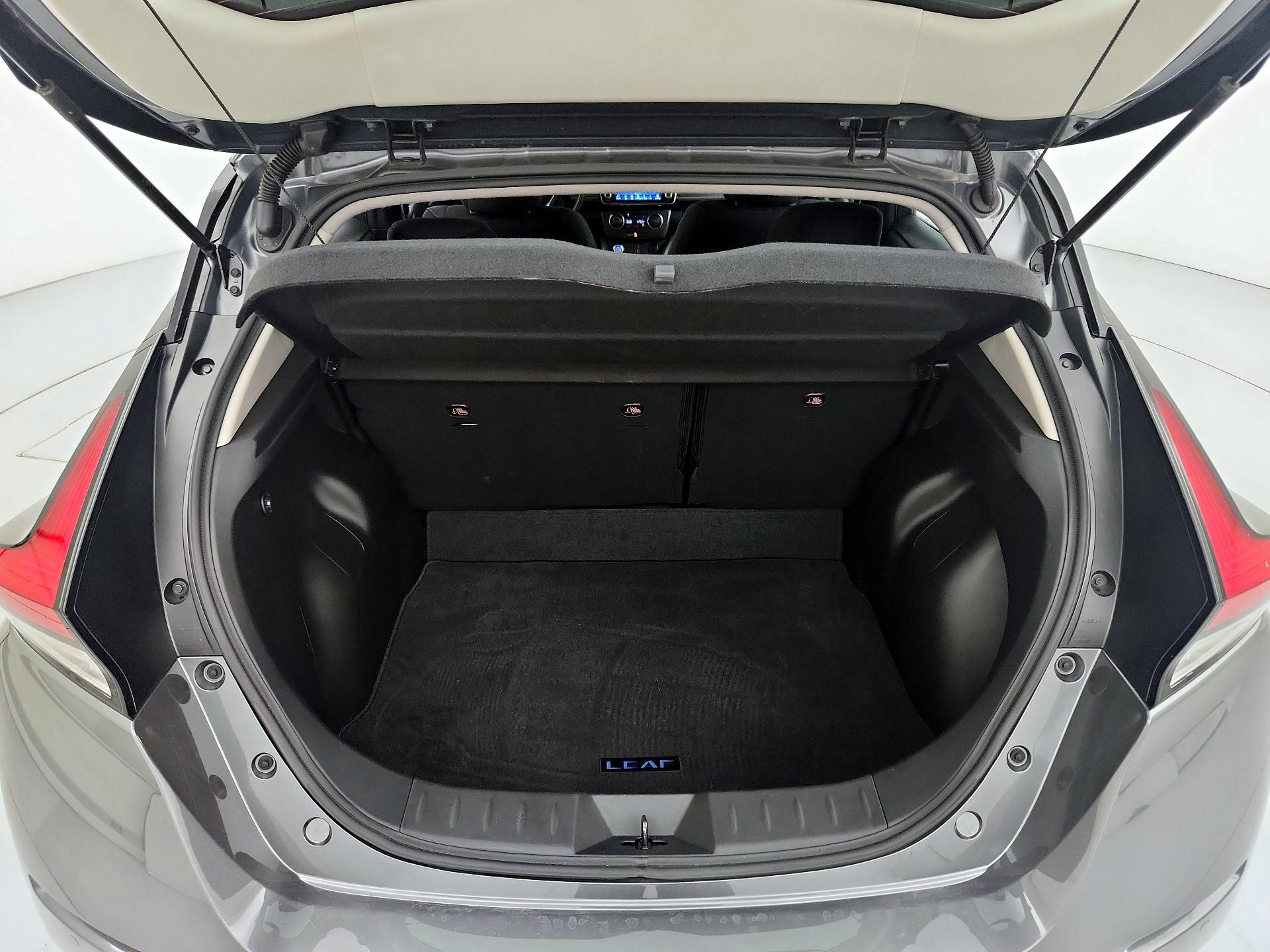 Thumbnail: 2024 Nissan Leaf - 20