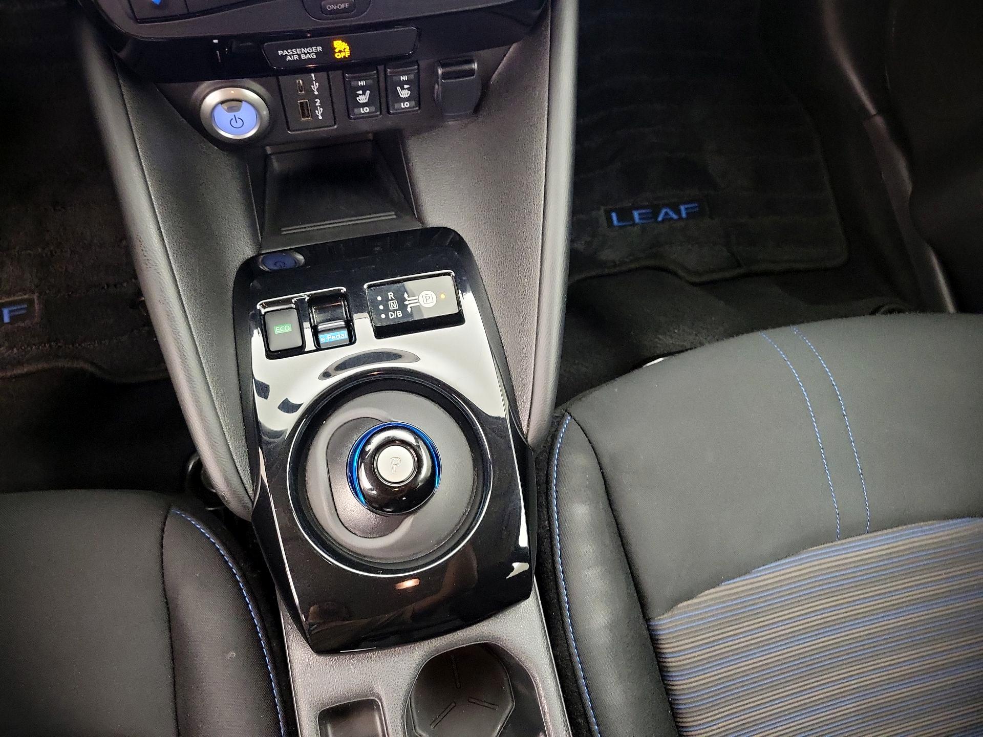 Thumbnail: 2024 Nissan Leaf - 17
