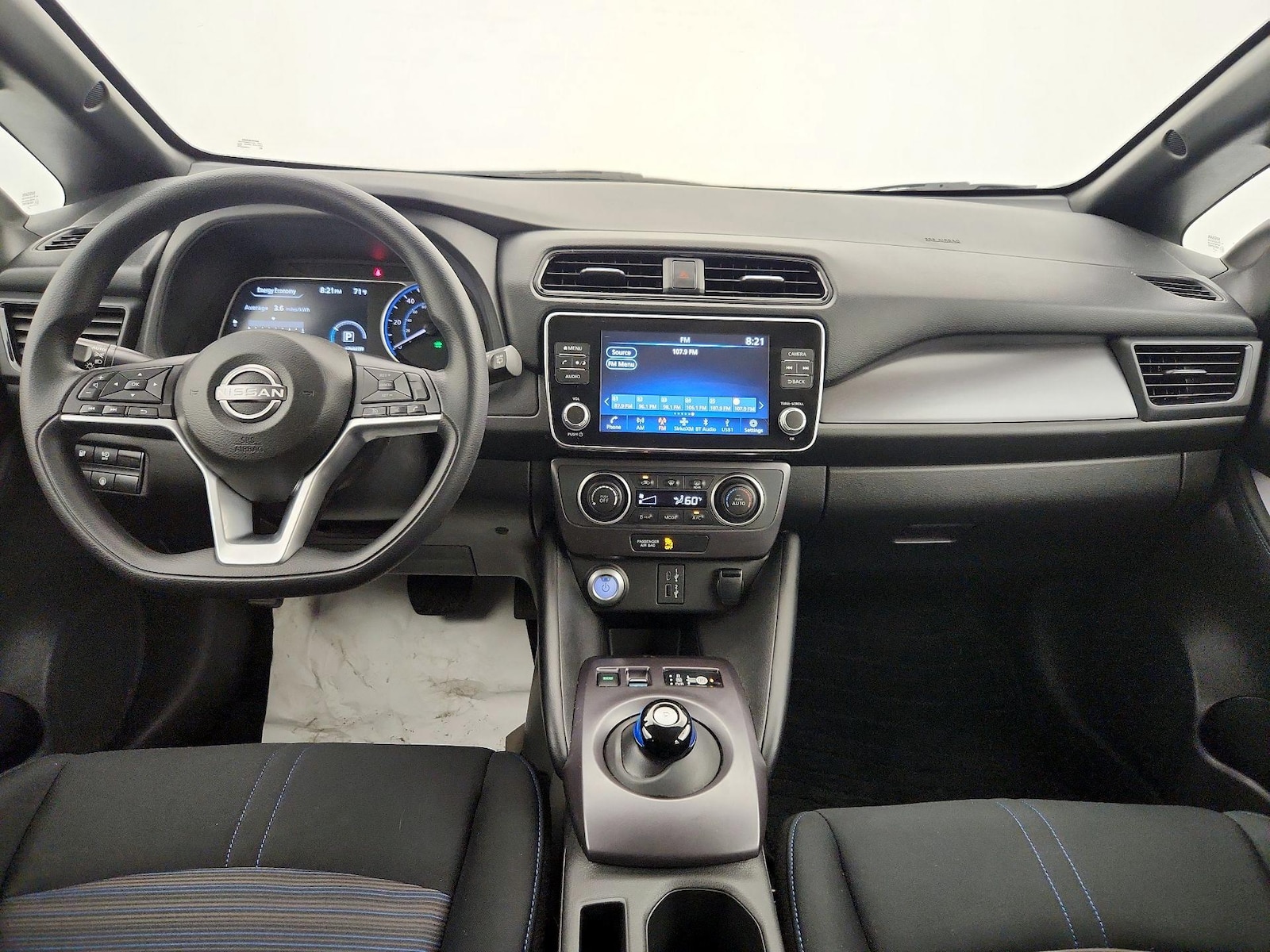 2025 Nissan Leaf S - Photo 10