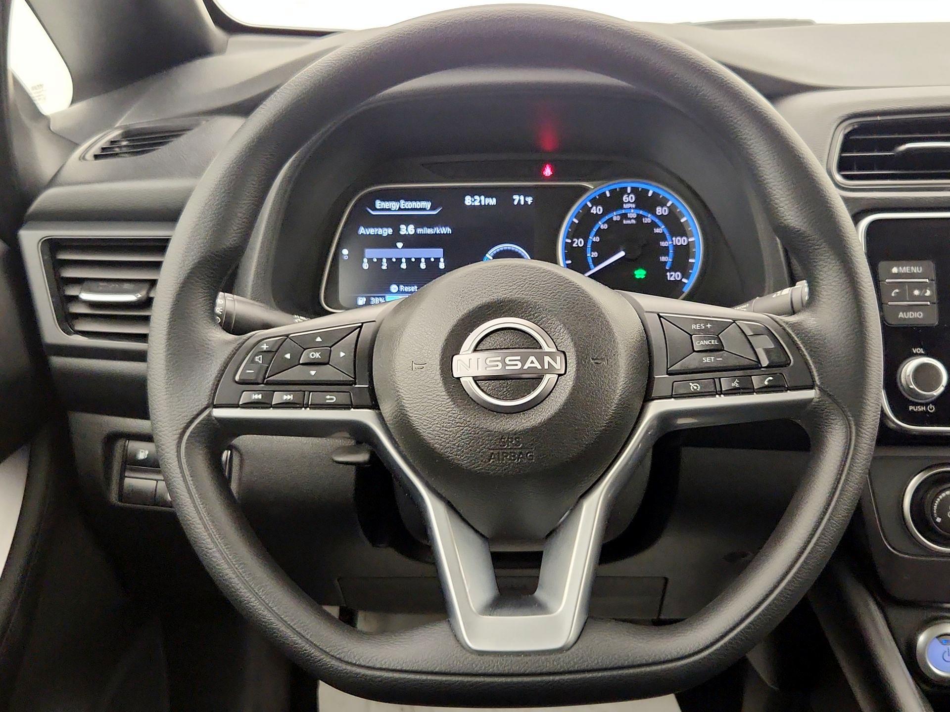 Thumbnail: 2025 Nissan Leaf - 10
