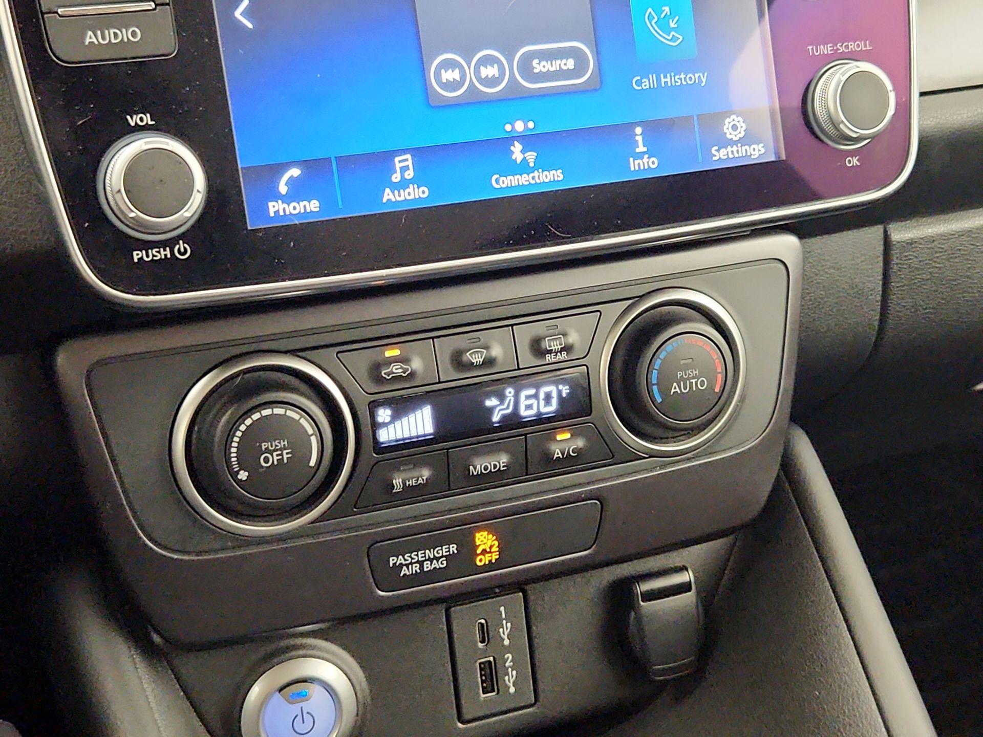 Thumbnail: 2025 Nissan Leaf - 16