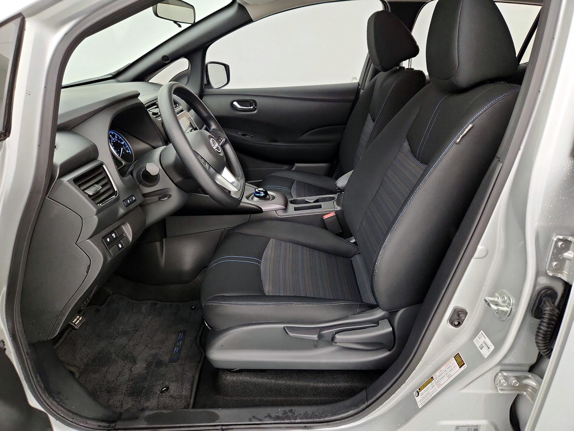 Thumbnail: 2025 Nissan Leaf - 11