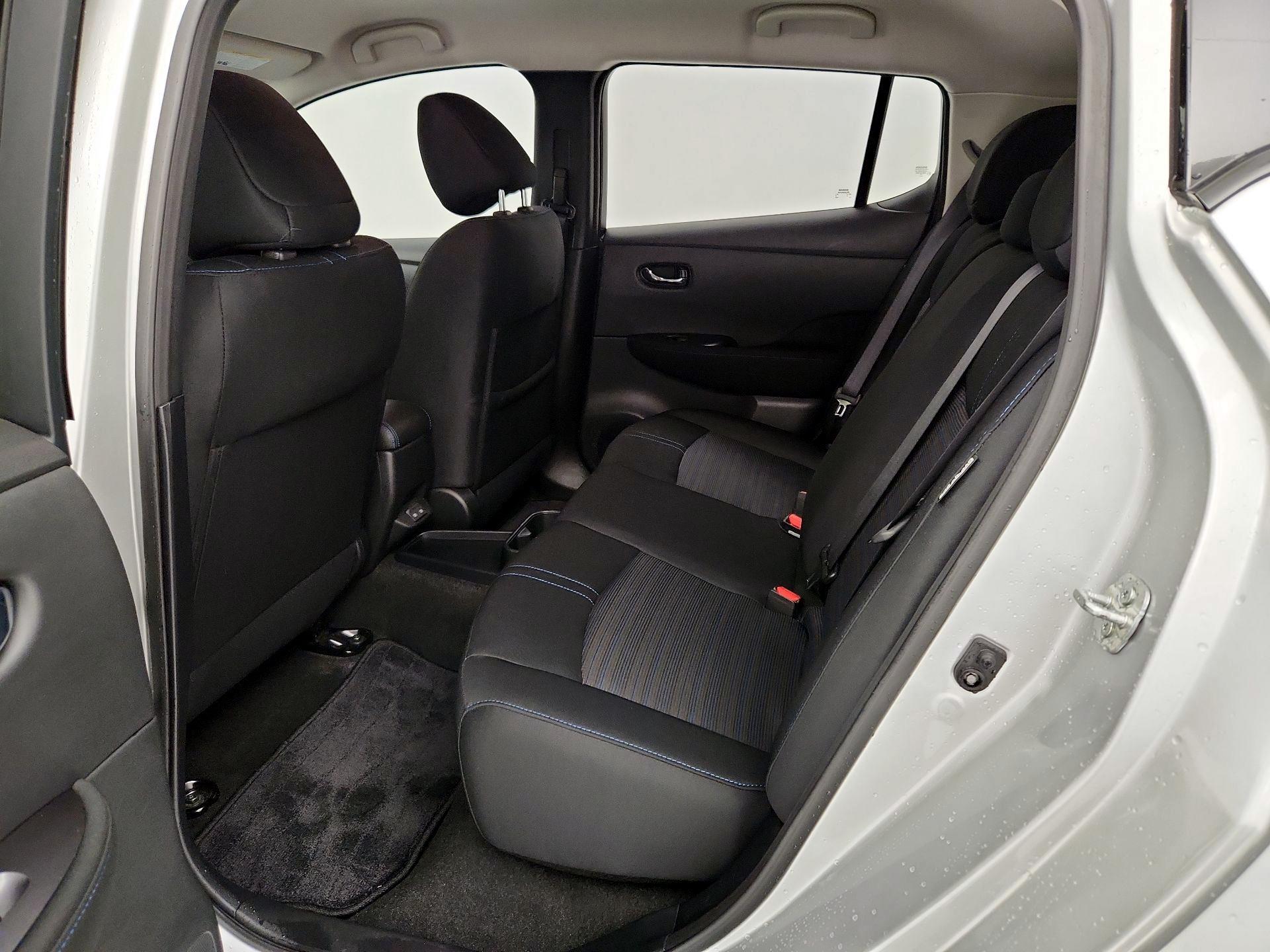 Thumbnail: 2025 Nissan Leaf - 19