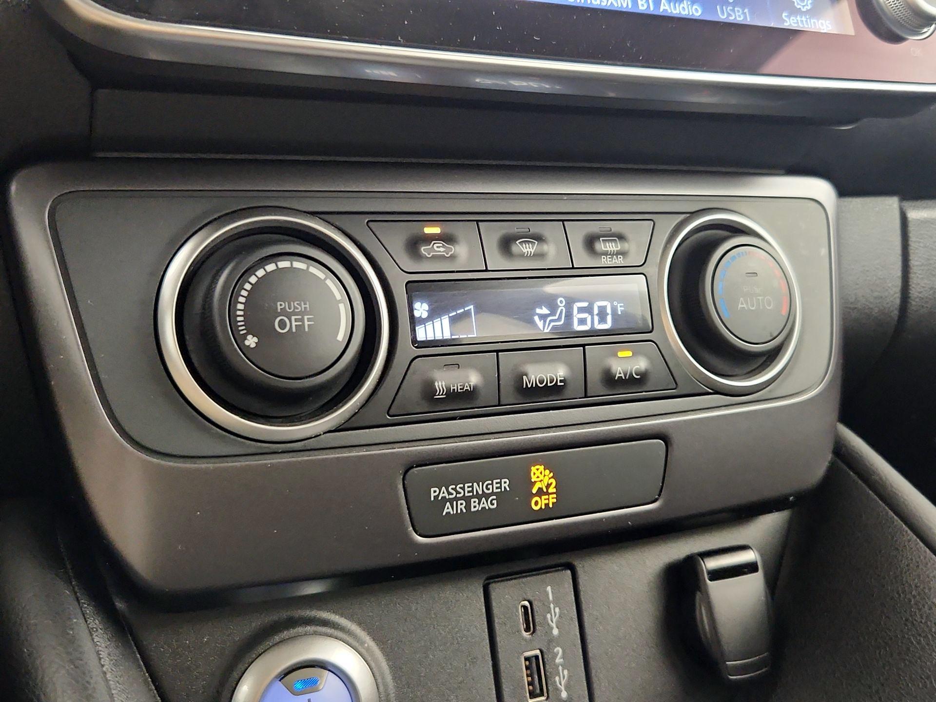 Thumbnail: 2025 Nissan Leaf - 16