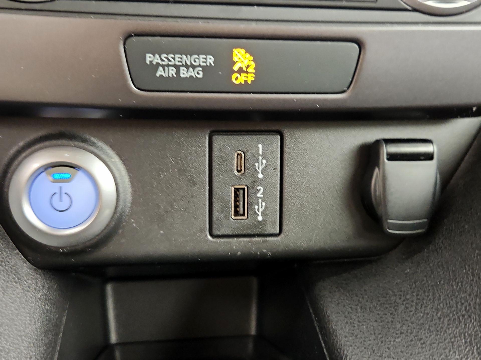 Thumbnail: 2025 Nissan Leaf - 18