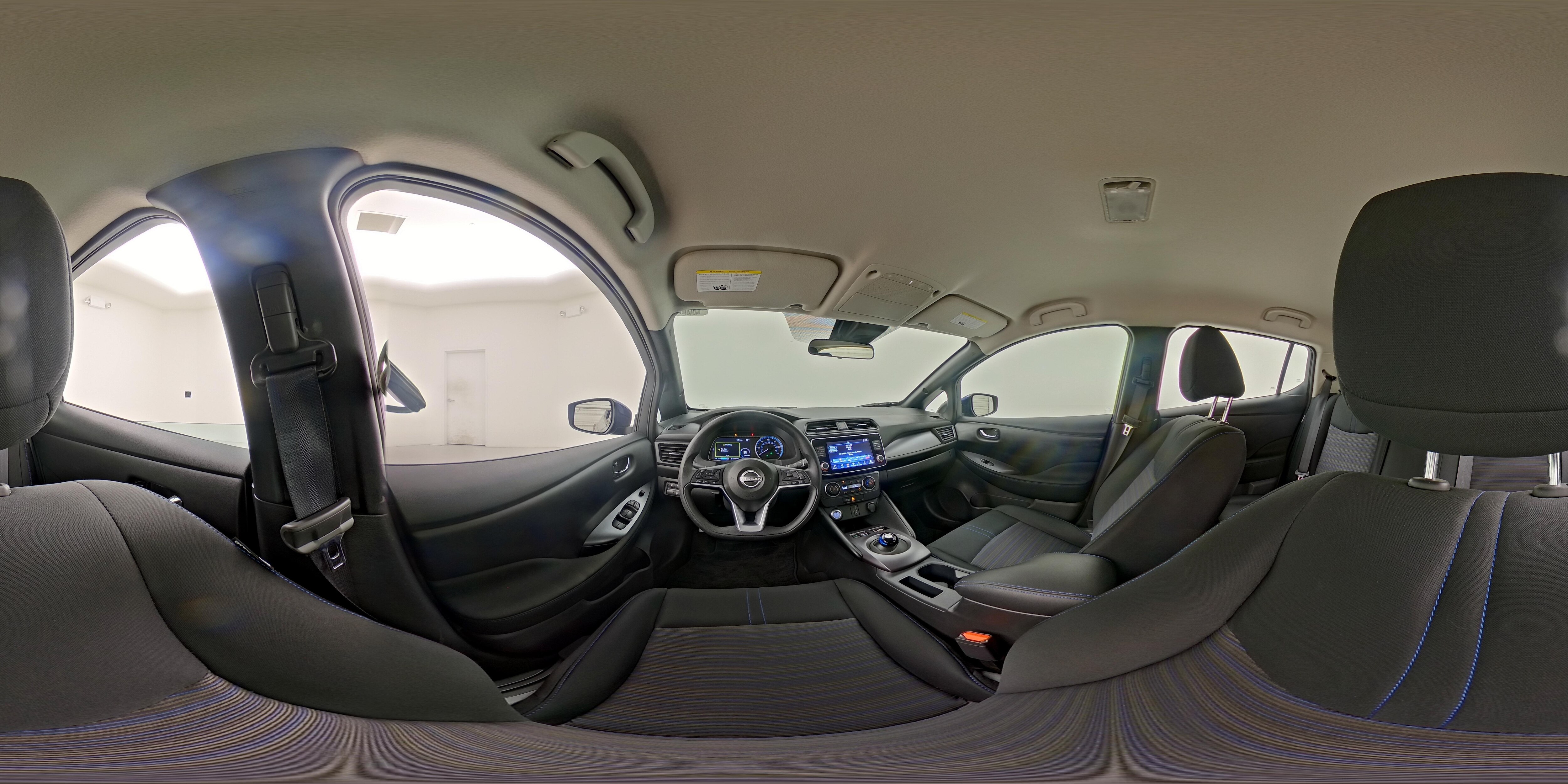 2025 Nissan Leaf S - Photo 26