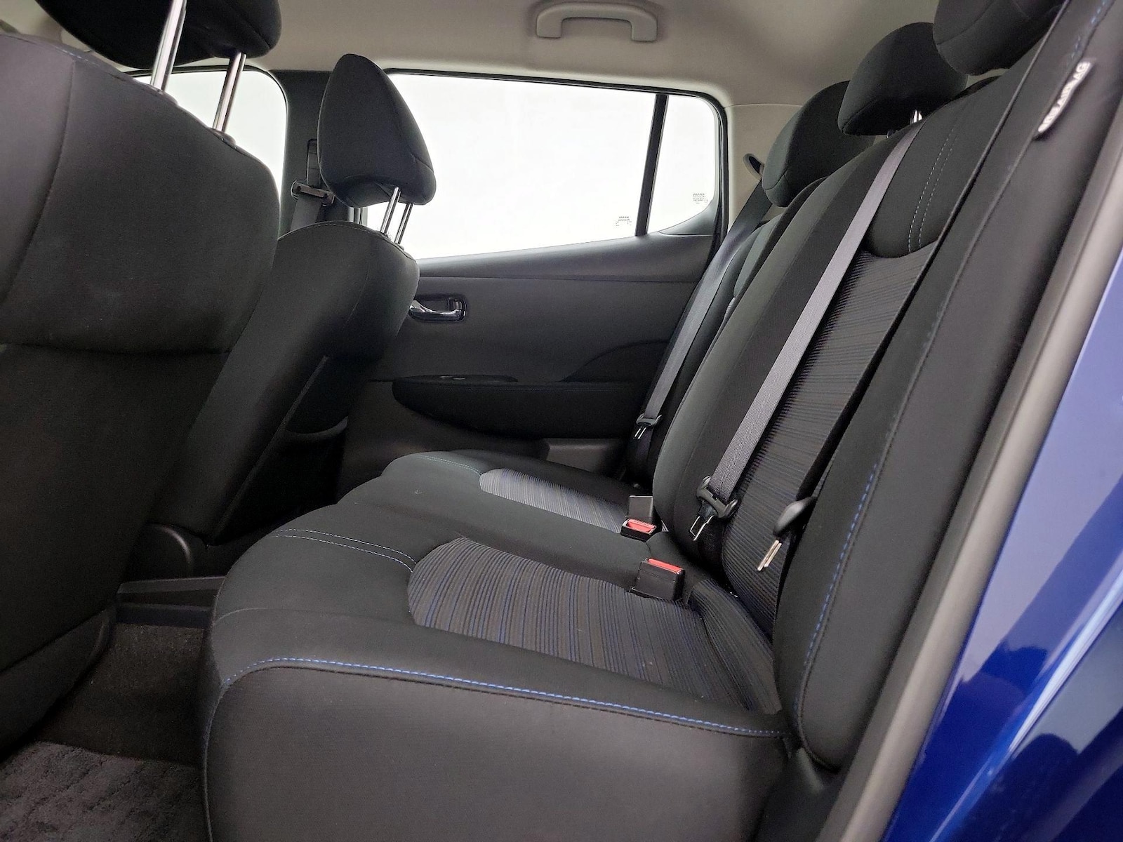2025 Nissan Leaf S - Photo 20