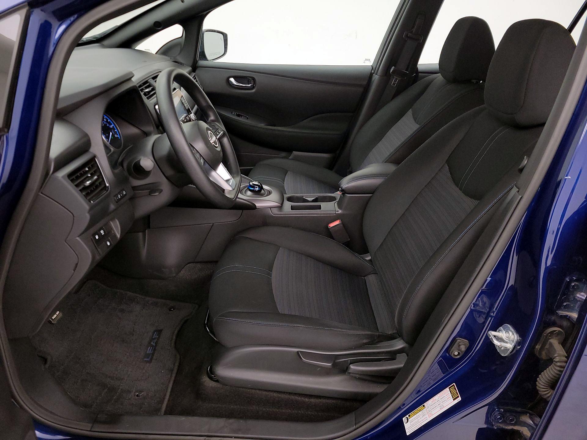 Thumbnail: 2025 Nissan Leaf - 11