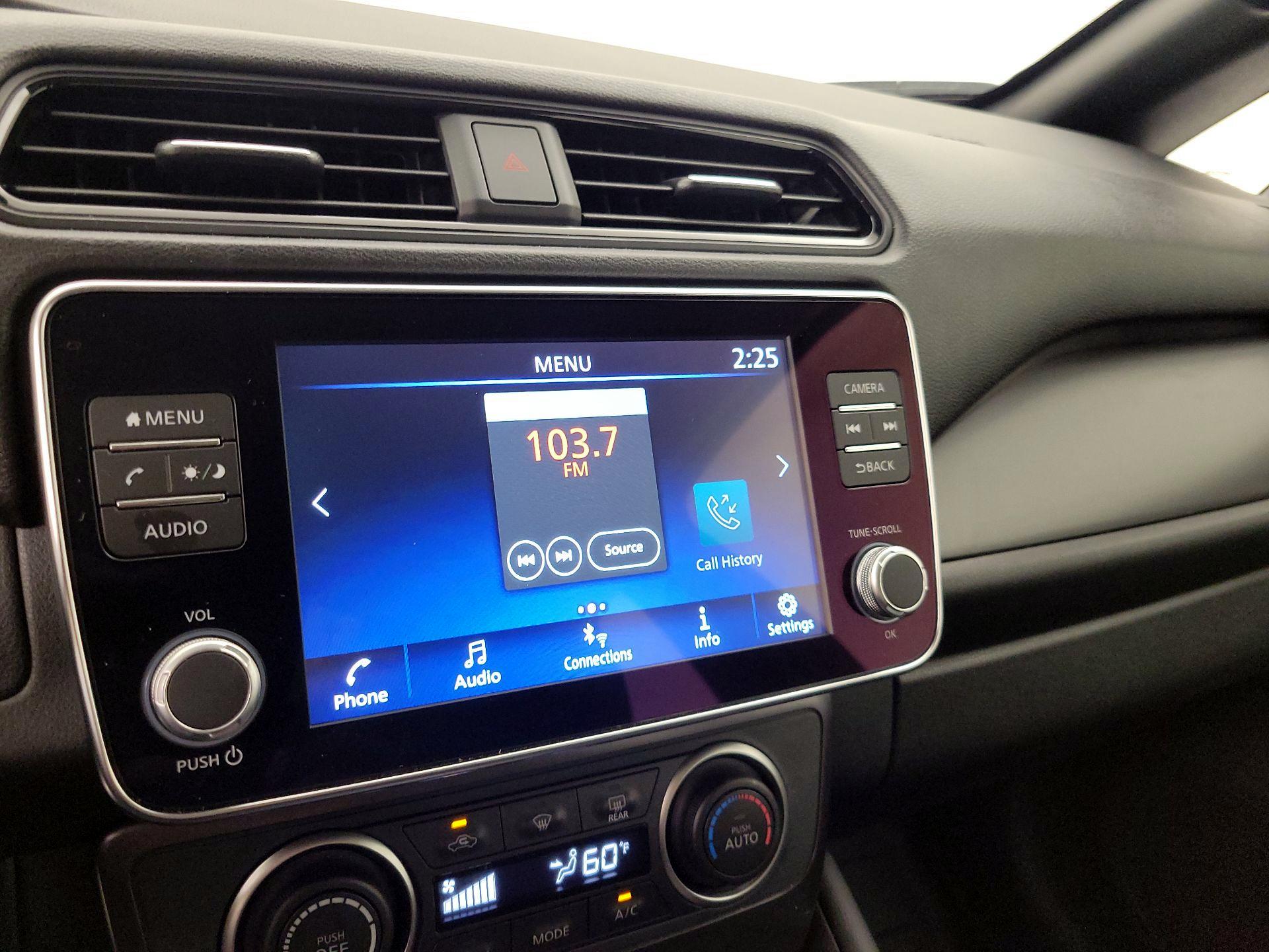 Thumbnail: 2025 Nissan Leaf - 15