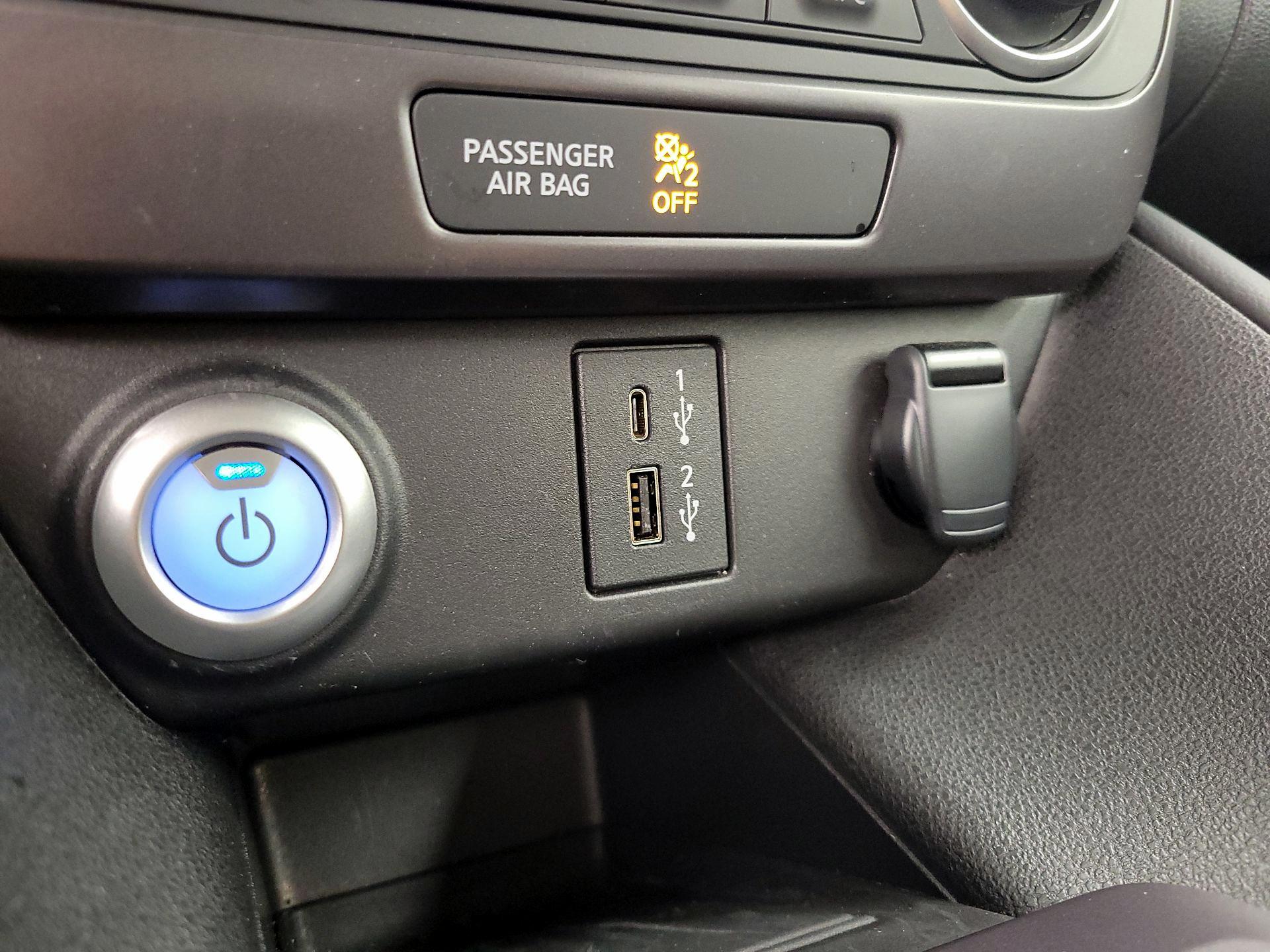 Thumbnail: 2025 Nissan Leaf - 18