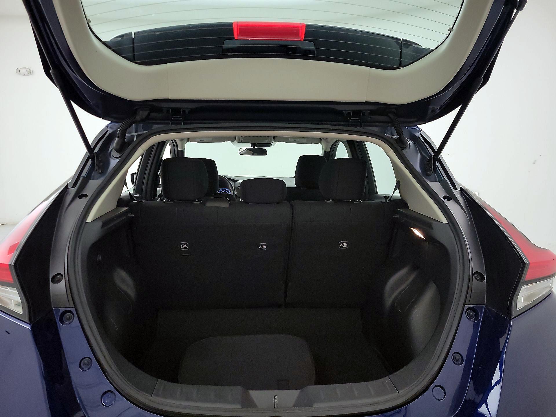 Thumbnail: 2025 Nissan Leaf - 20