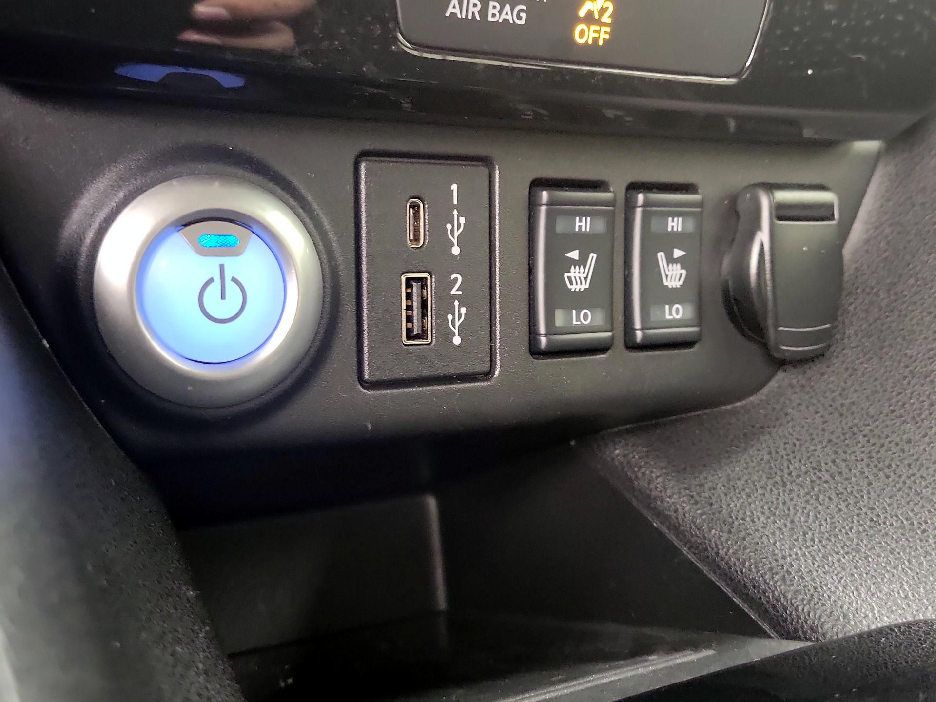 Thumbnail: 2024 Nissan Leaf - 18