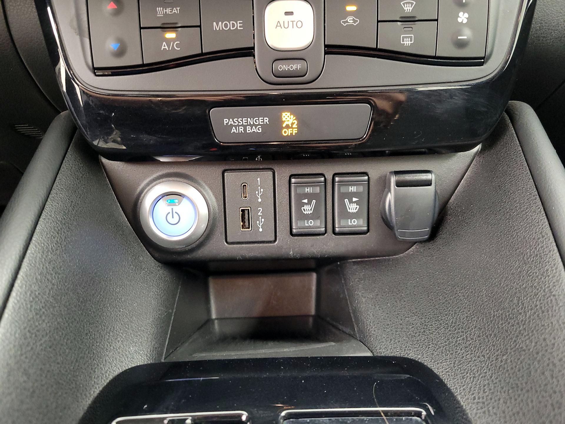 Thumbnail: 2024 Nissan Leaf - 18
