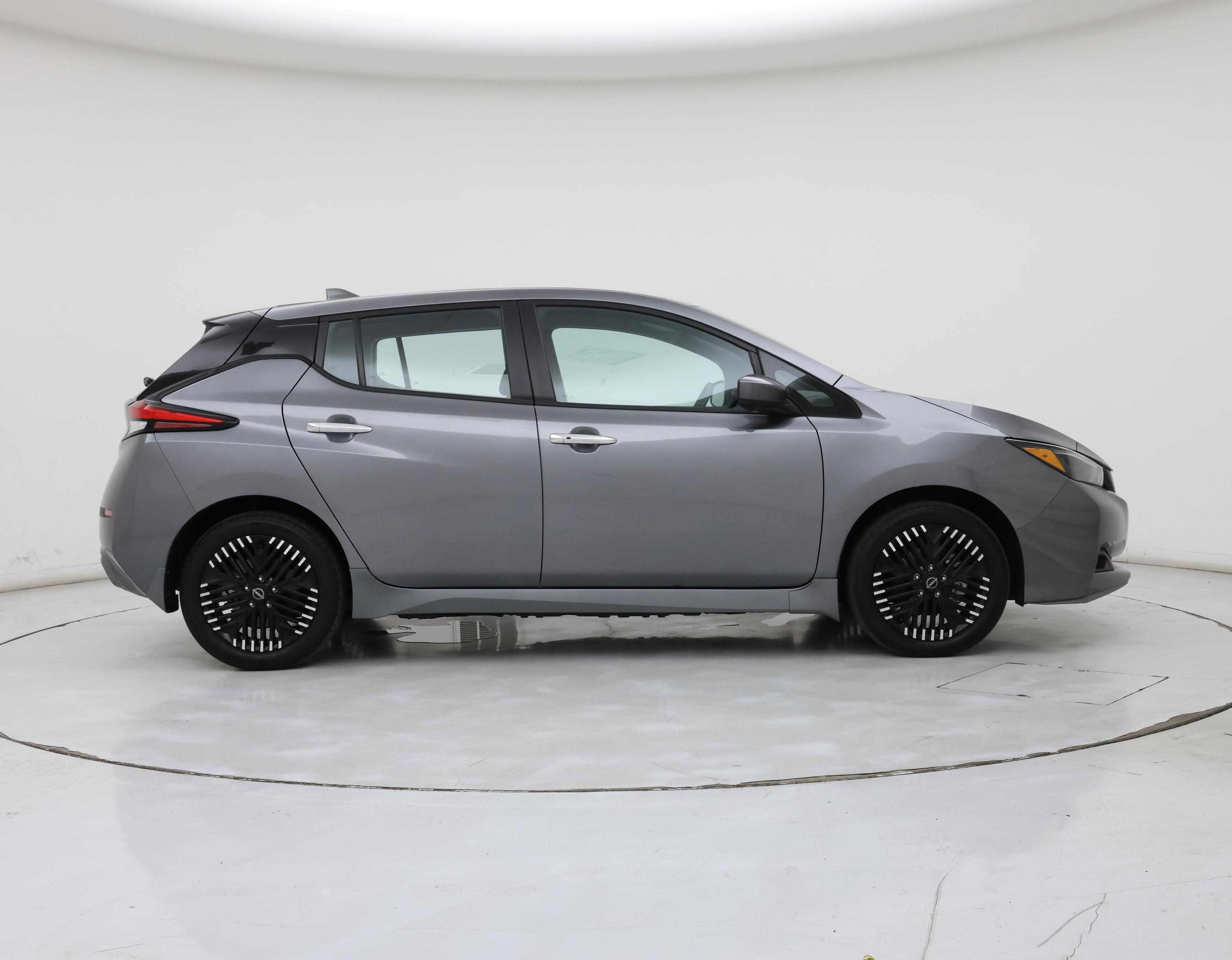 Thumbnail: 2024 Nissan Leaf - 7