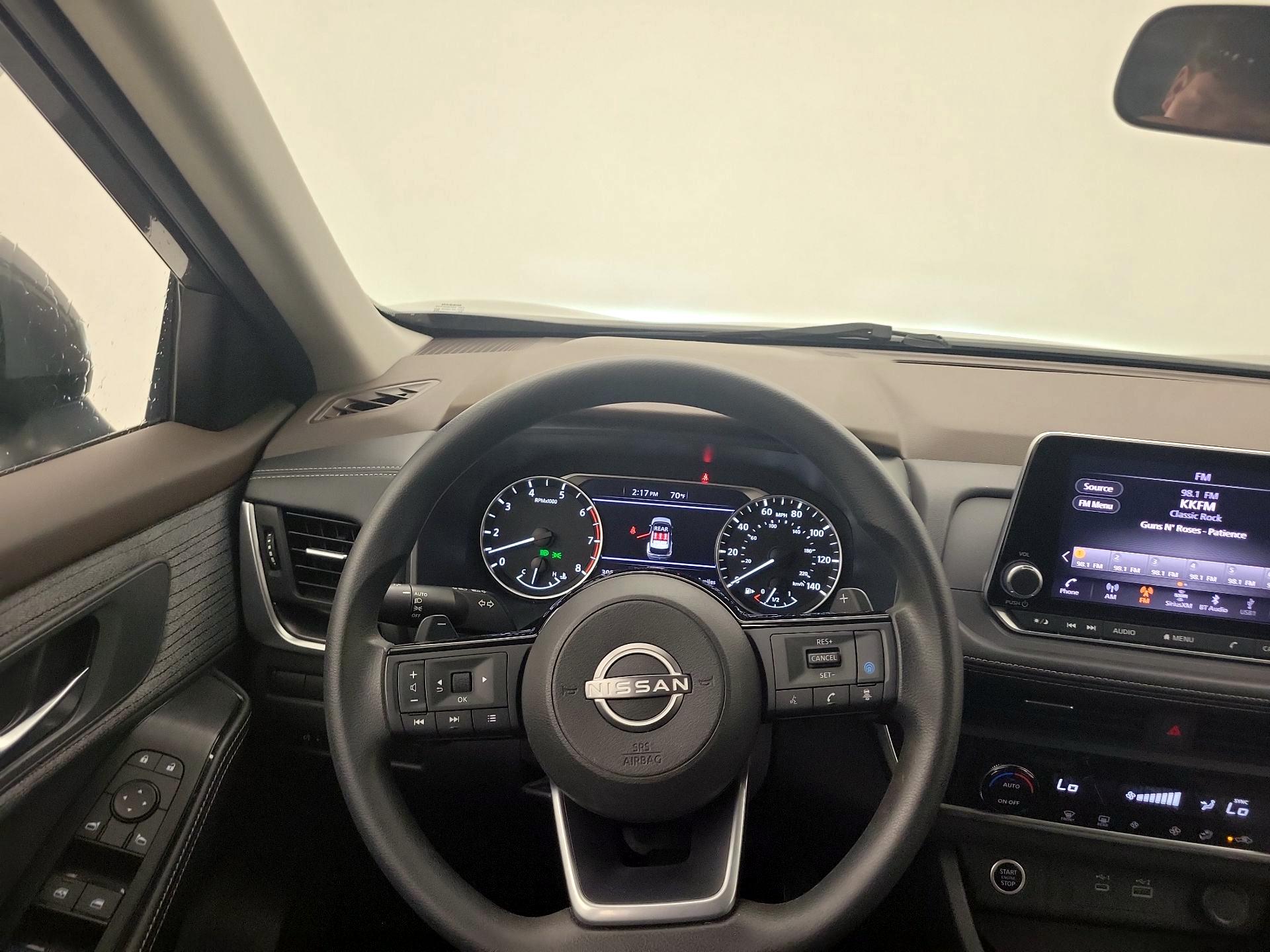 Thumbnail: 2023 Nissan Rogue - 10