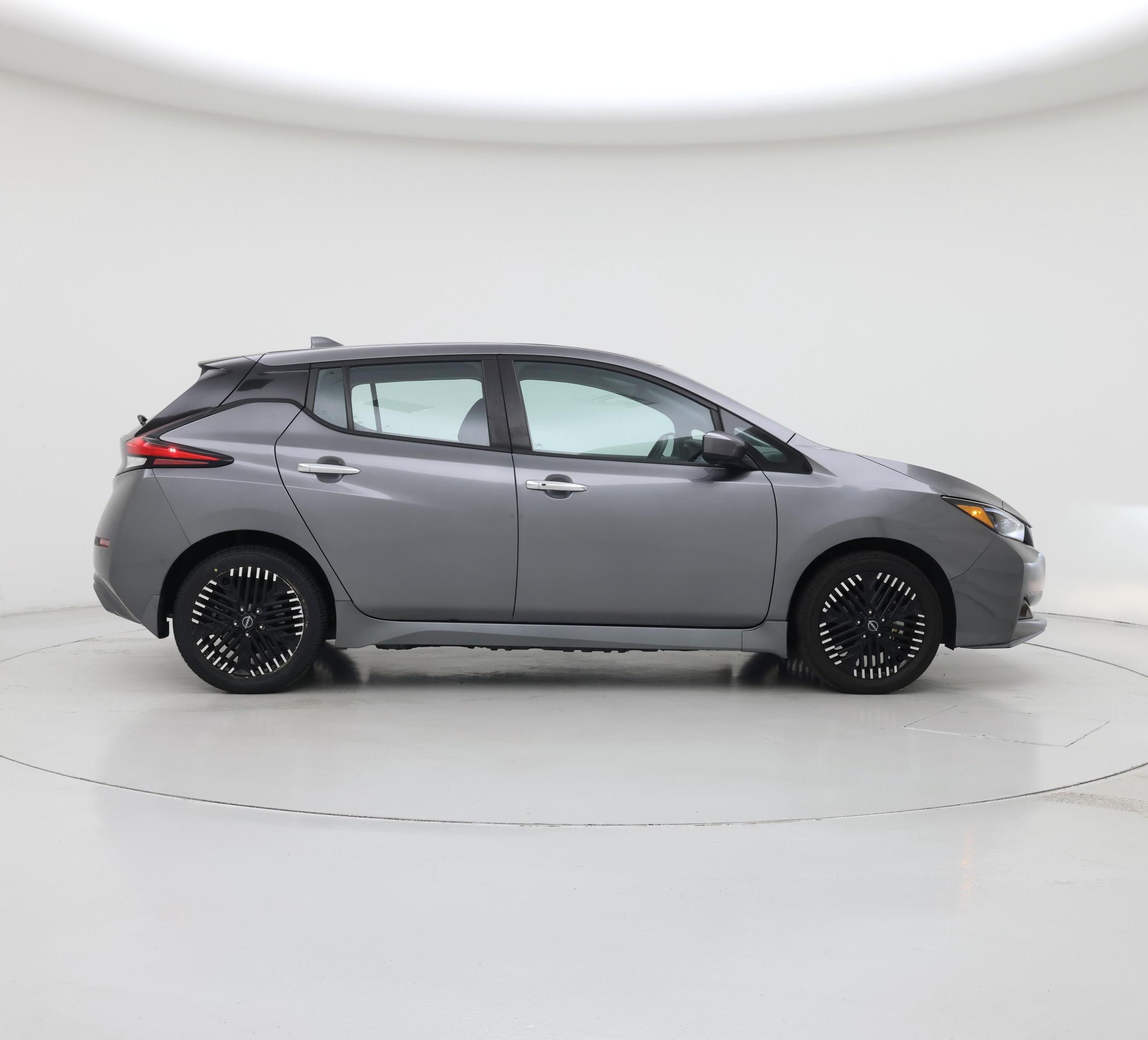 Thumbnail: 2024 Nissan Leaf - 7