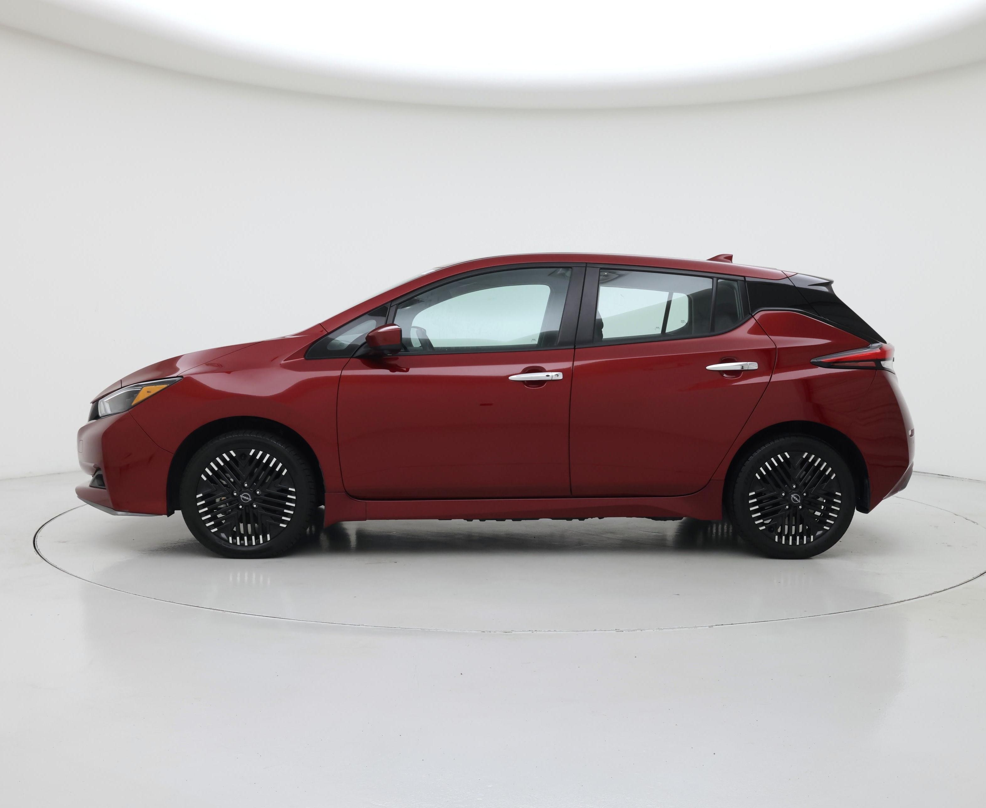 Thumbnail: 2025 Nissan Leaf - 3