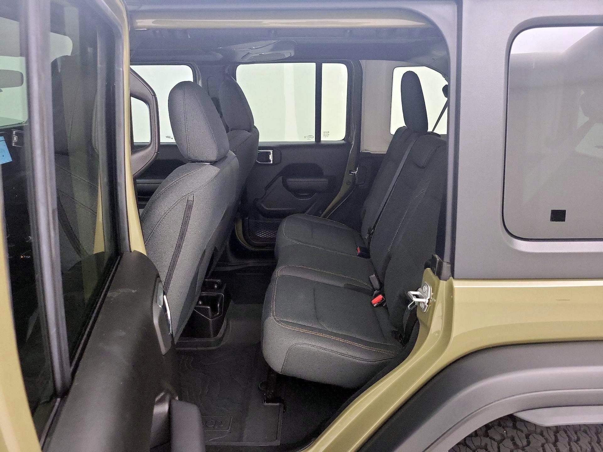 Thumbnail: 2025 Jeep Wrangler - 19