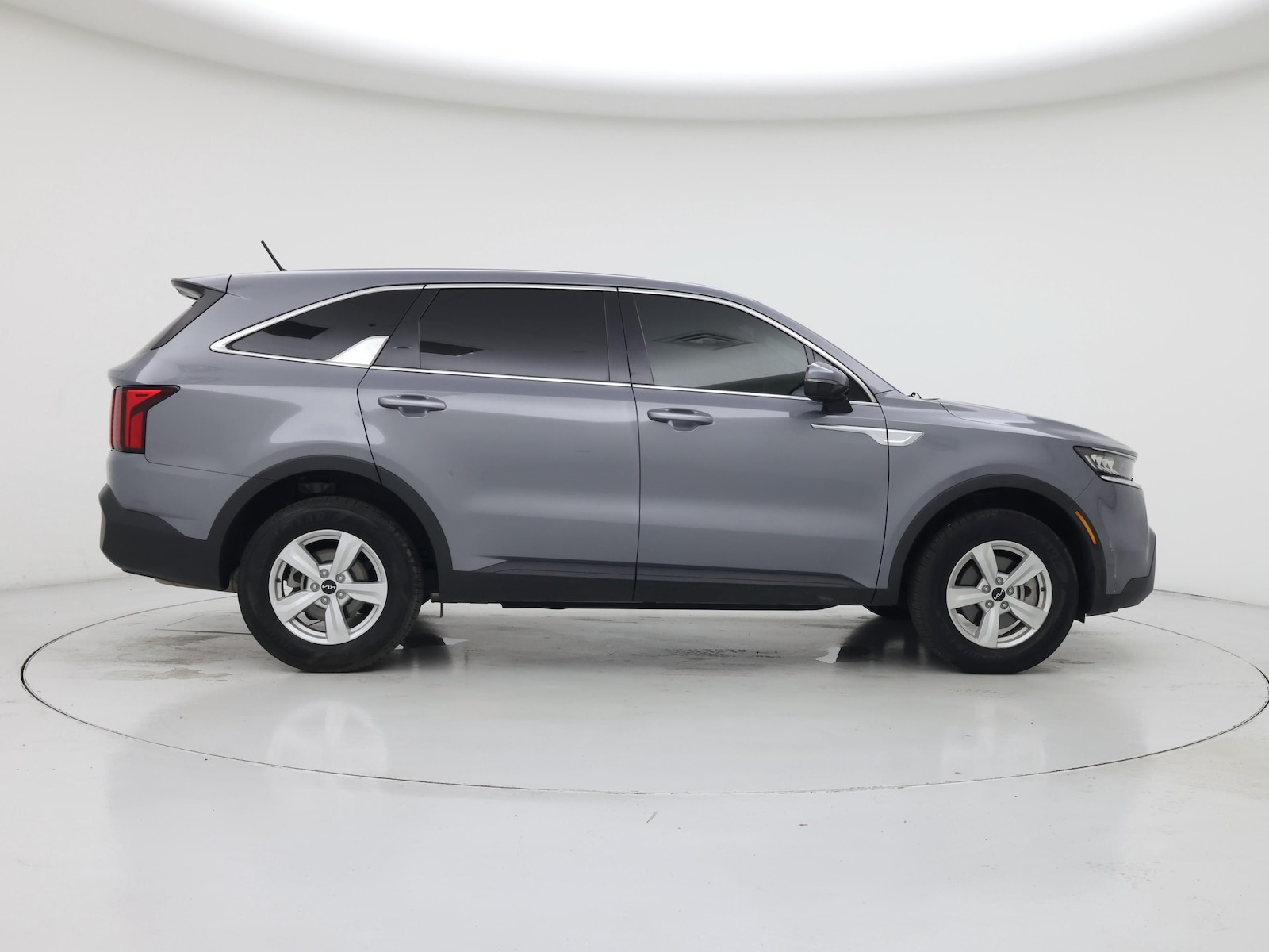 2023 Kia Sorento LX - Photo 8