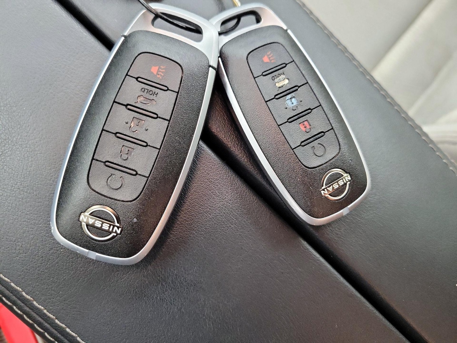 2025 Nissan Rogue SV - Photo 23