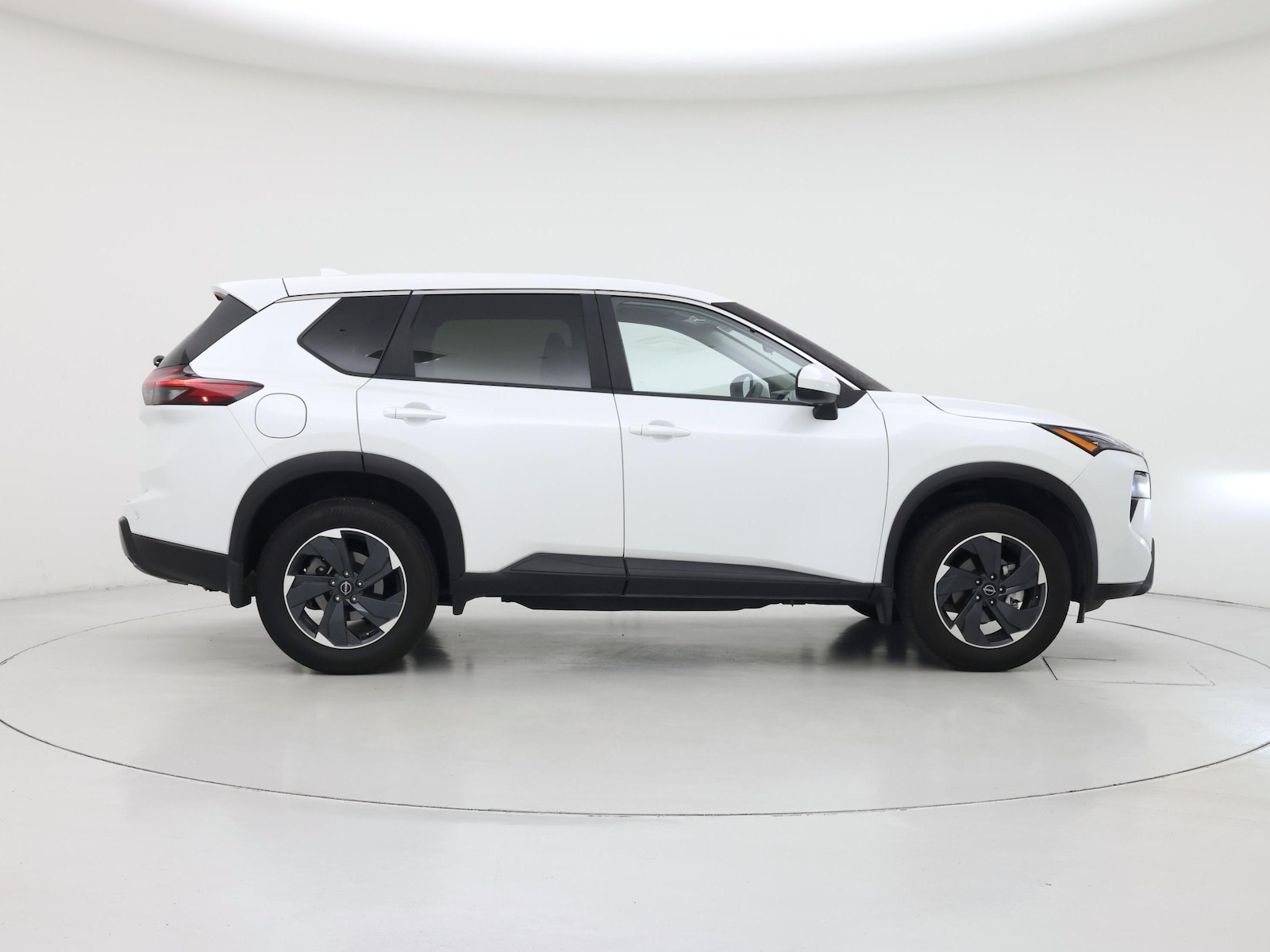 2025 Nissan Rogue SV - Photo 8