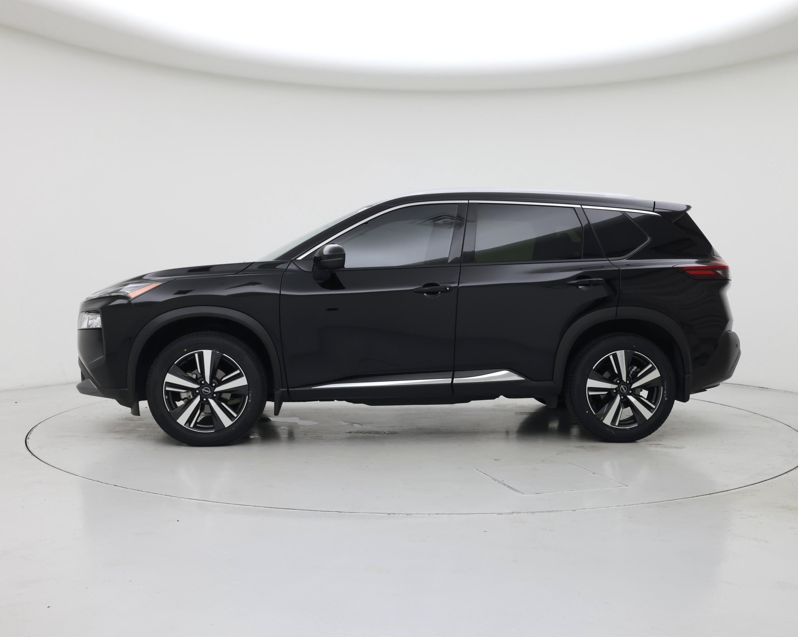 Thumbnail: 2023 Nissan Rogue - 3