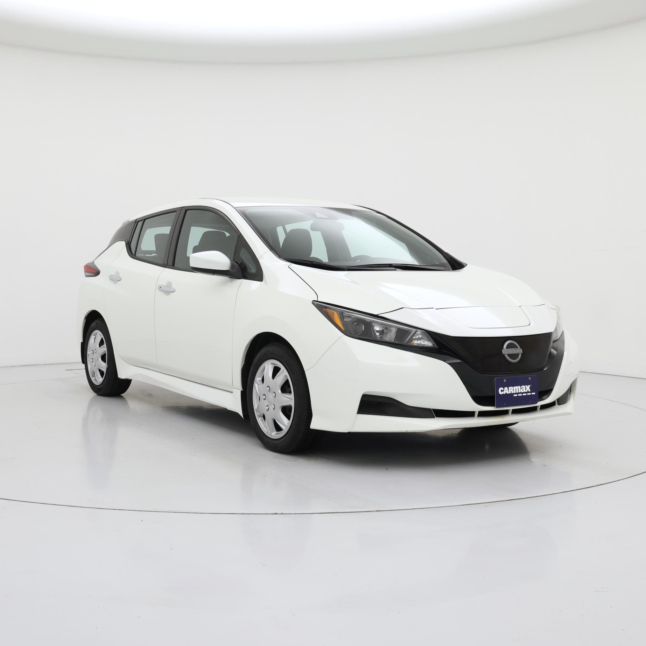 White 2025 Nissan LEAF Hatchback Front-Wheel Drive Automatic