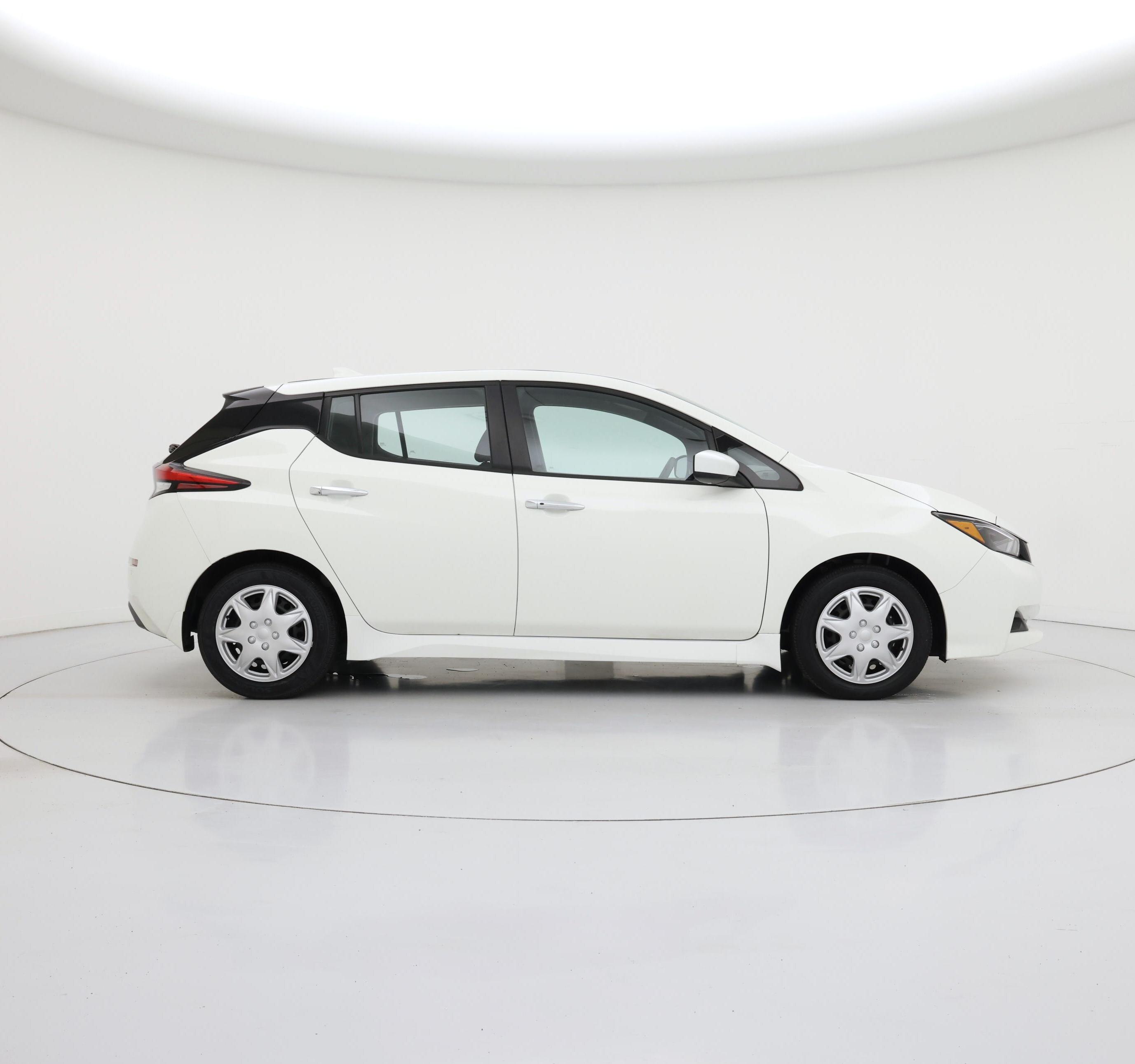 Thumbnail: 2025 Nissan Leaf - 7