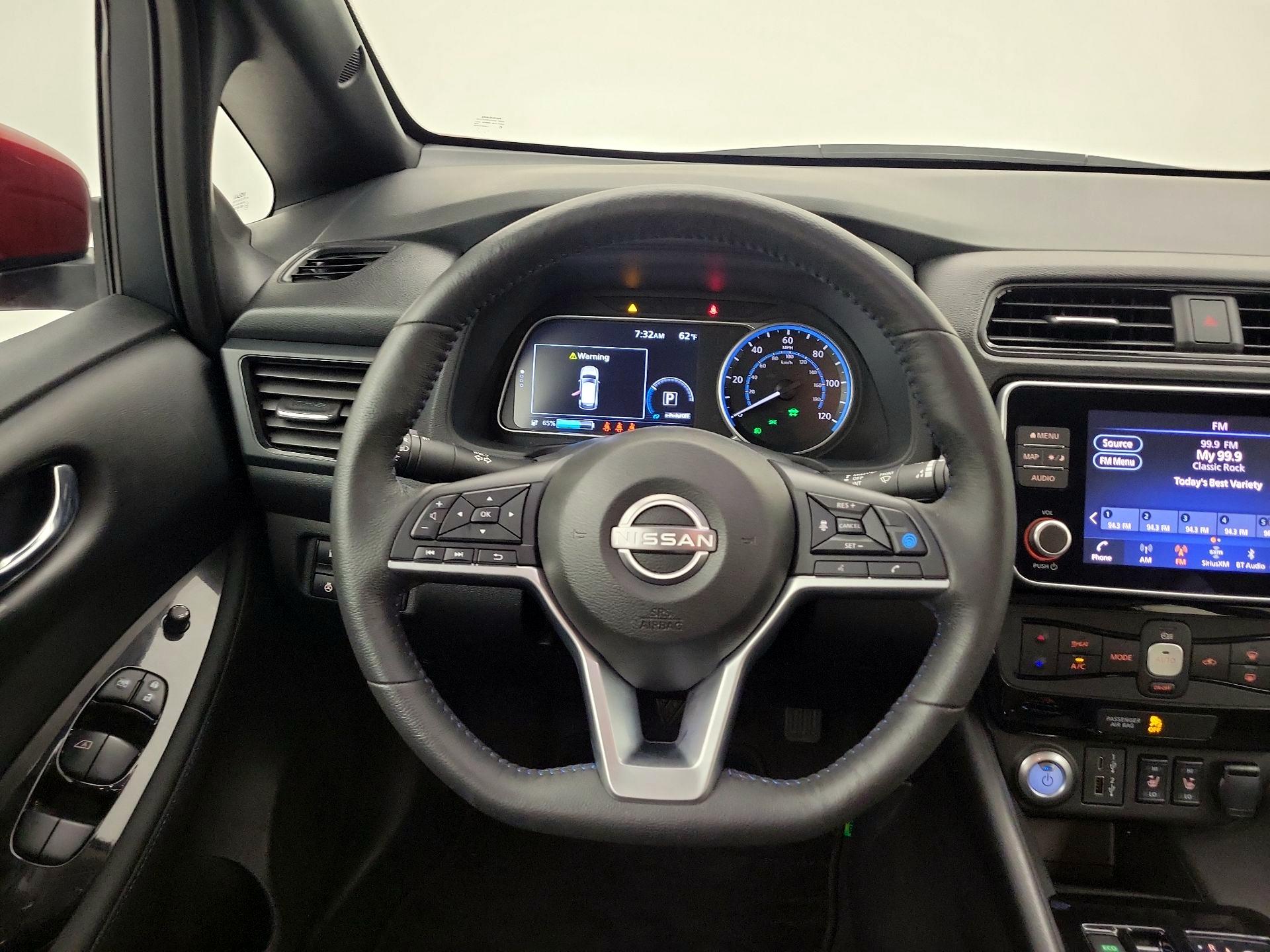 Thumbnail: 2025 Nissan Leaf - 10