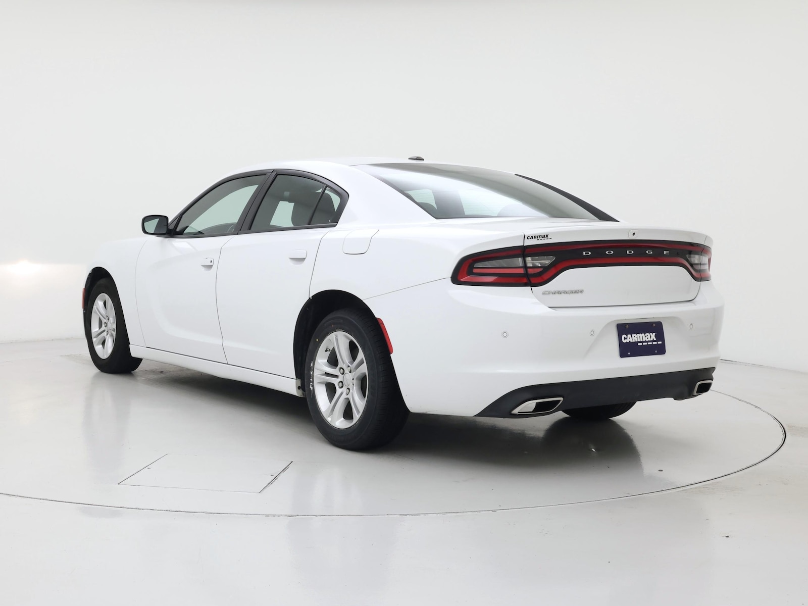 2022 Dodge Charger SXT - Photo 3