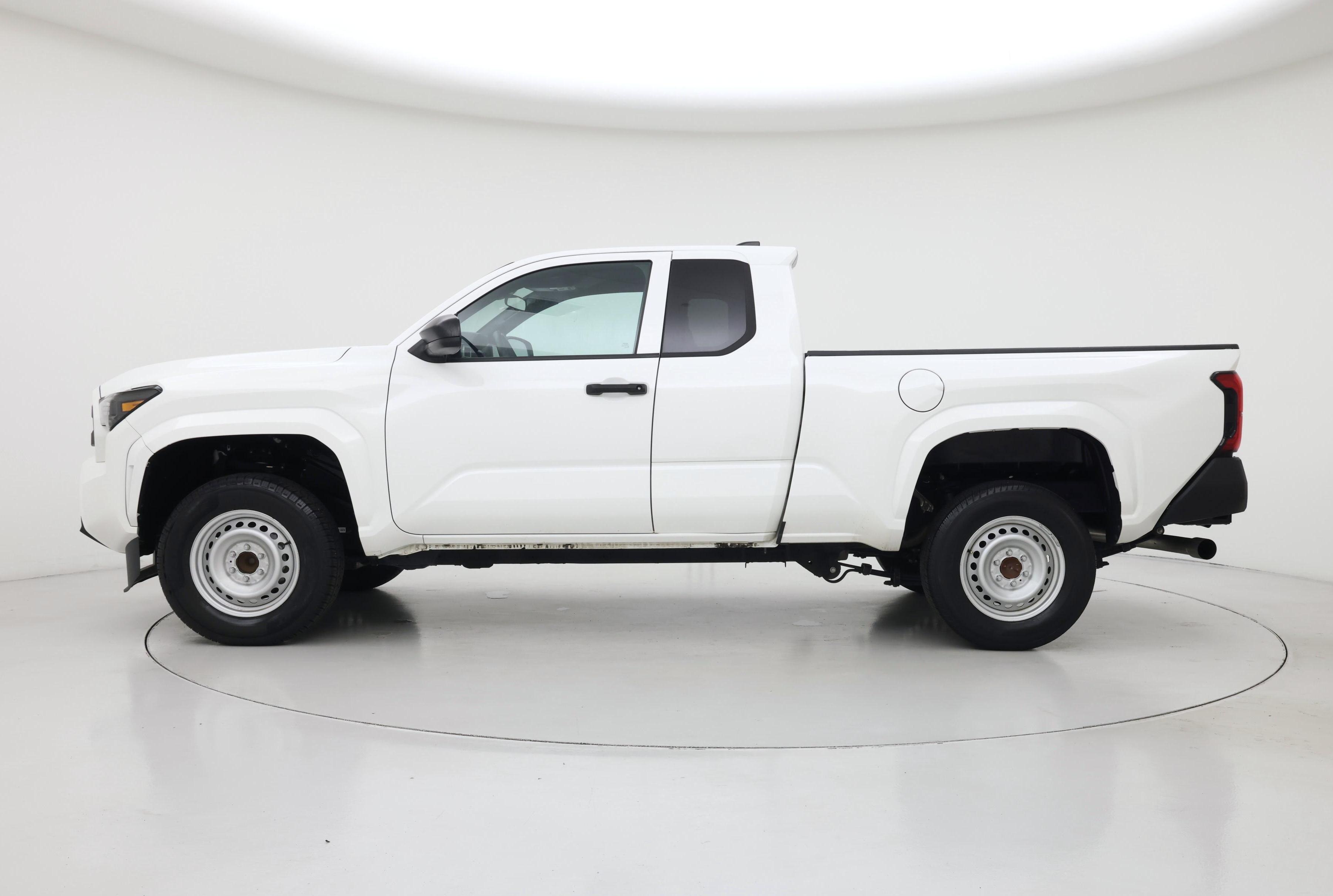 Thumbnail: 2024 Toyota Tacoma - 3
