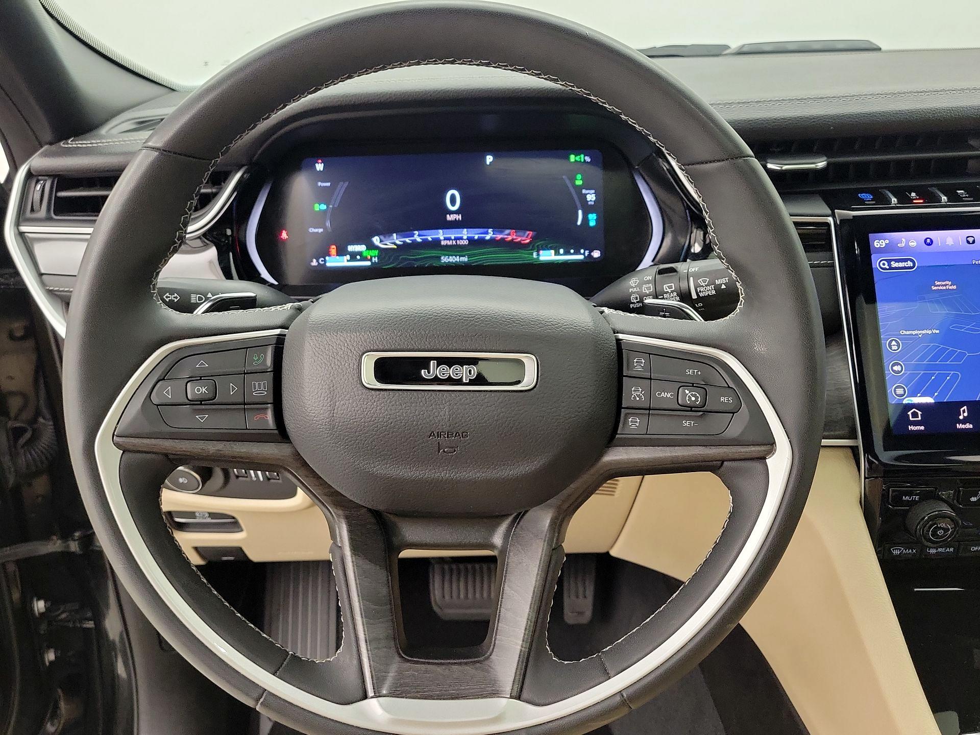 Thumbnail: 2023 Jeep Grand Cherokee - 10