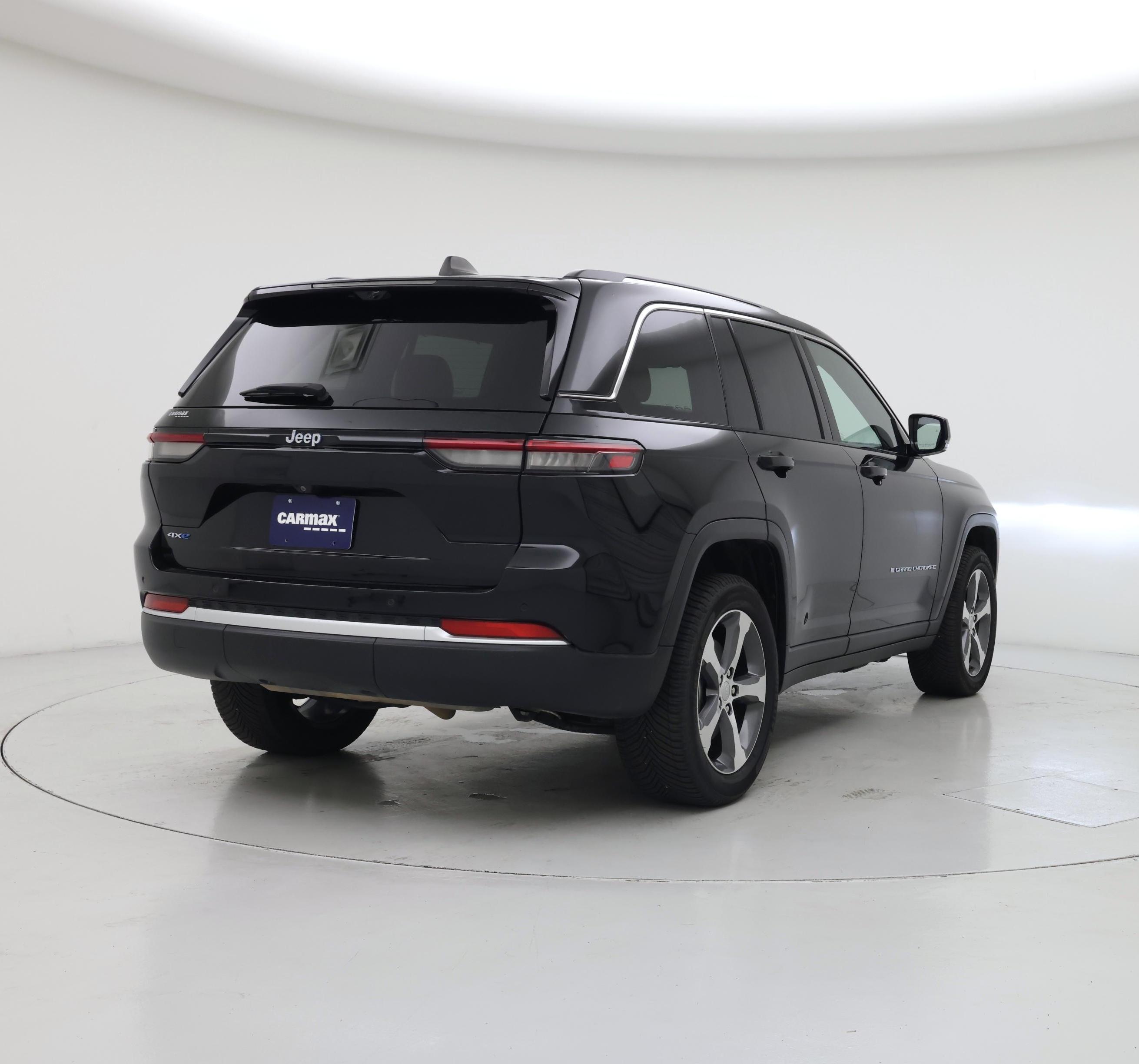 Thumbnail: 2023 Jeep Grand Cherokee - 8