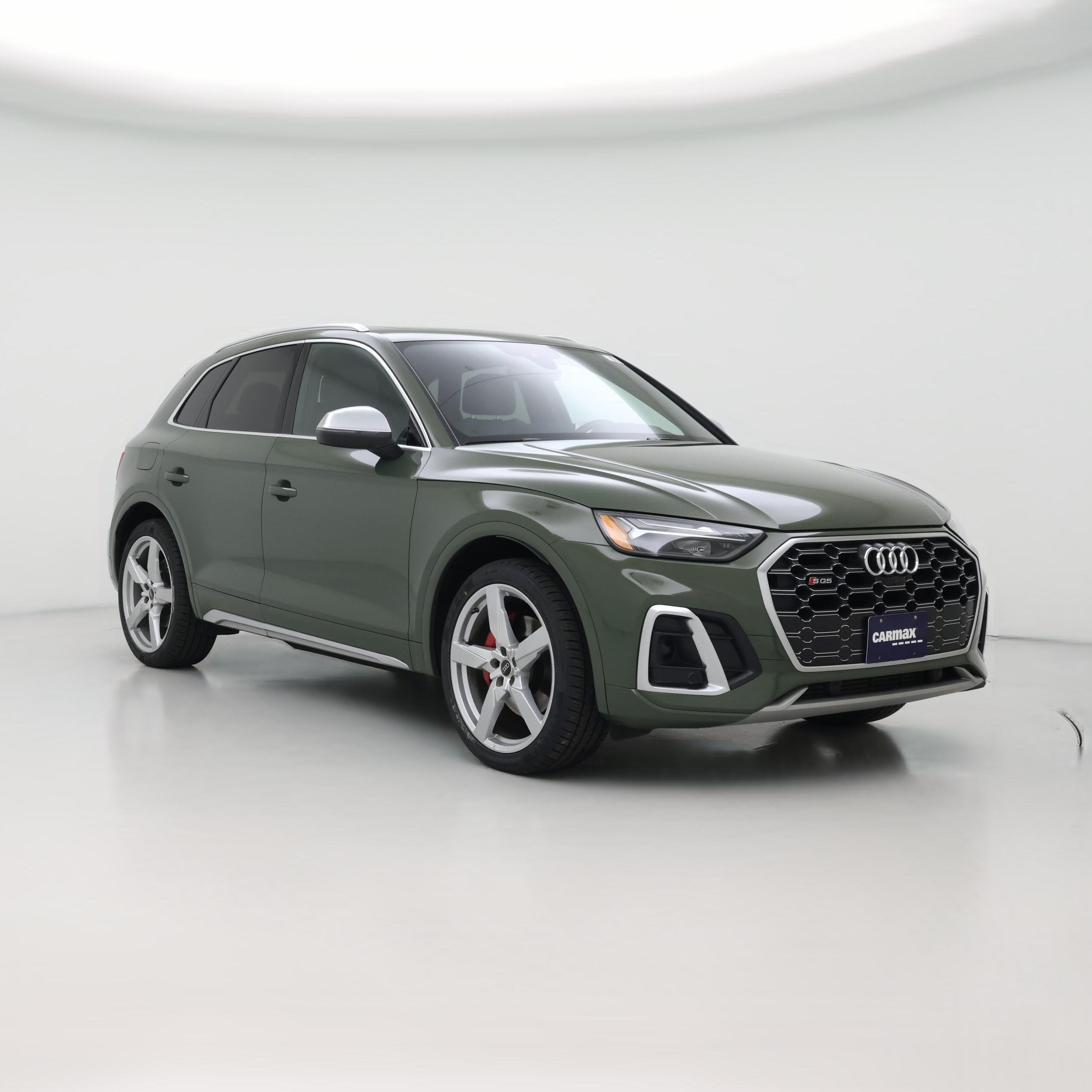 Thumbnail: 2023 Audi SQ5 - 1