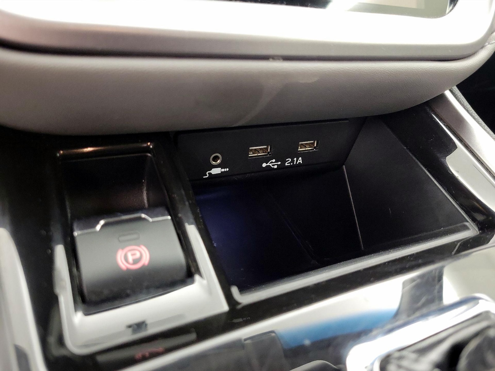 2020 Subaru Outback Premium - Photo 19