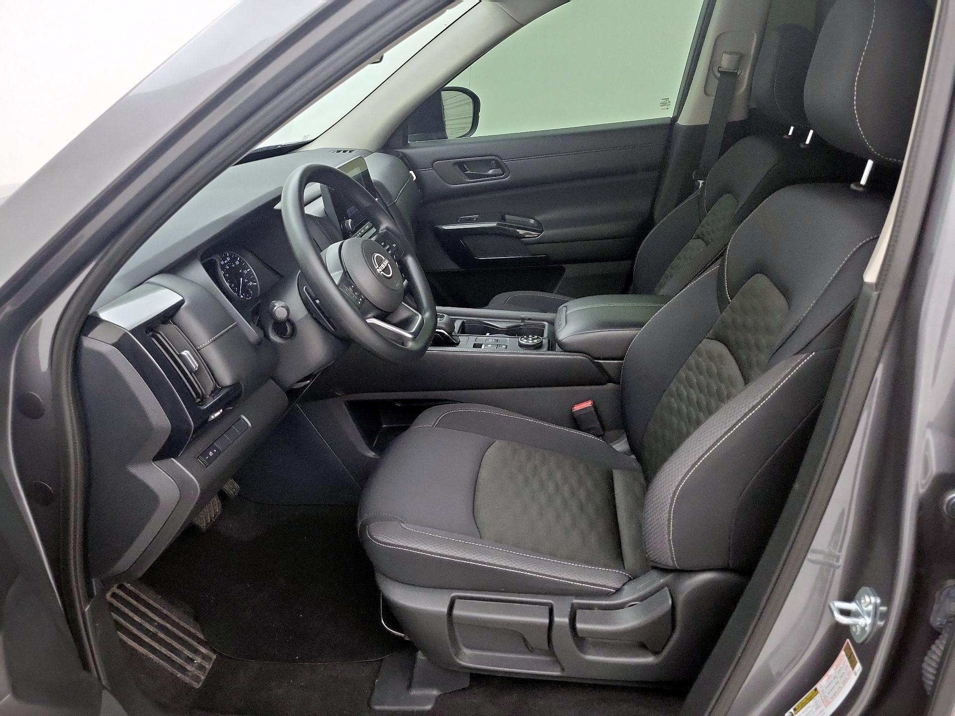 Thumbnail: 2024 Nissan Pathfinder - 11