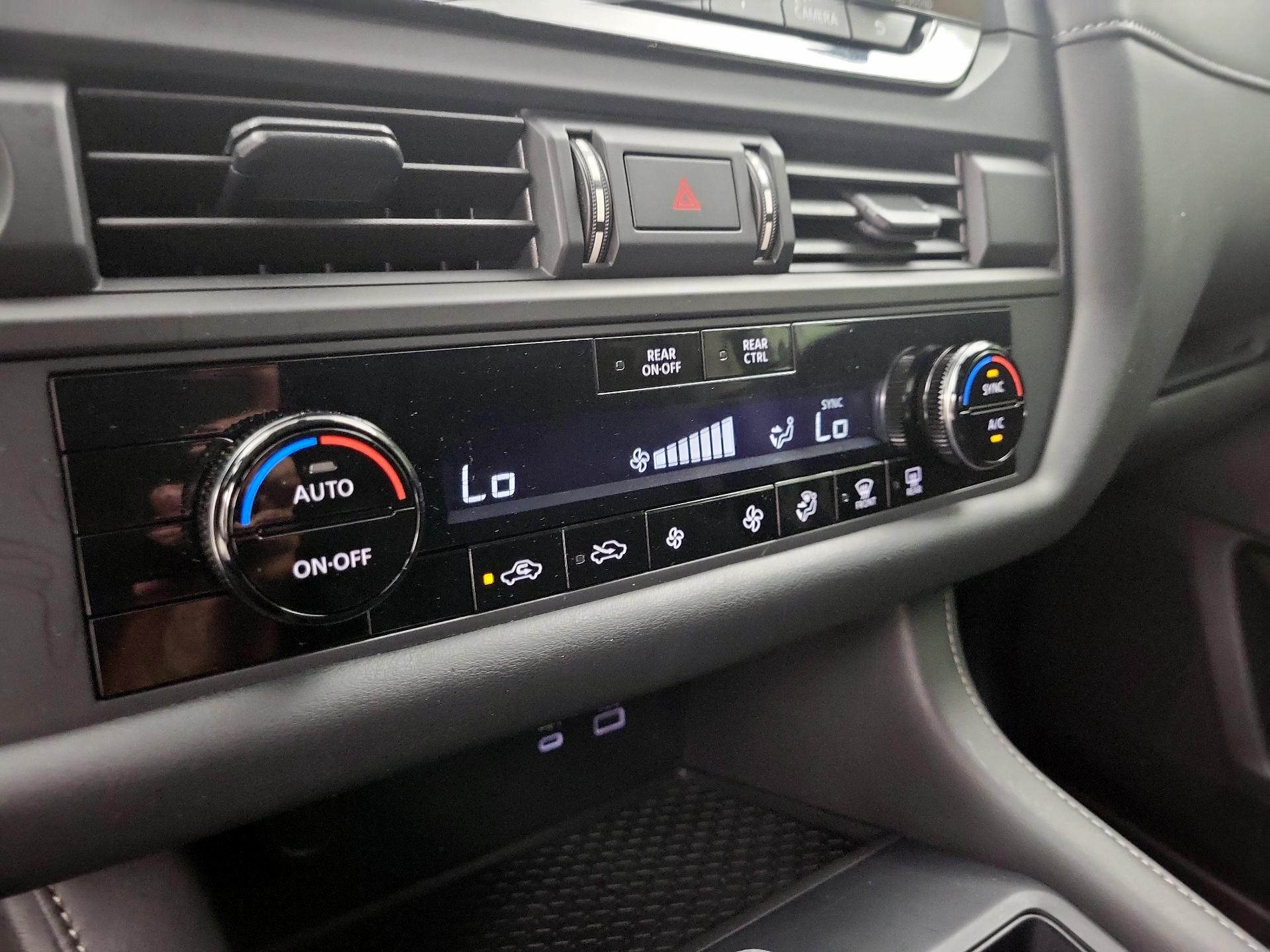 Thumbnail: 2024 Nissan Pathfinder - 16