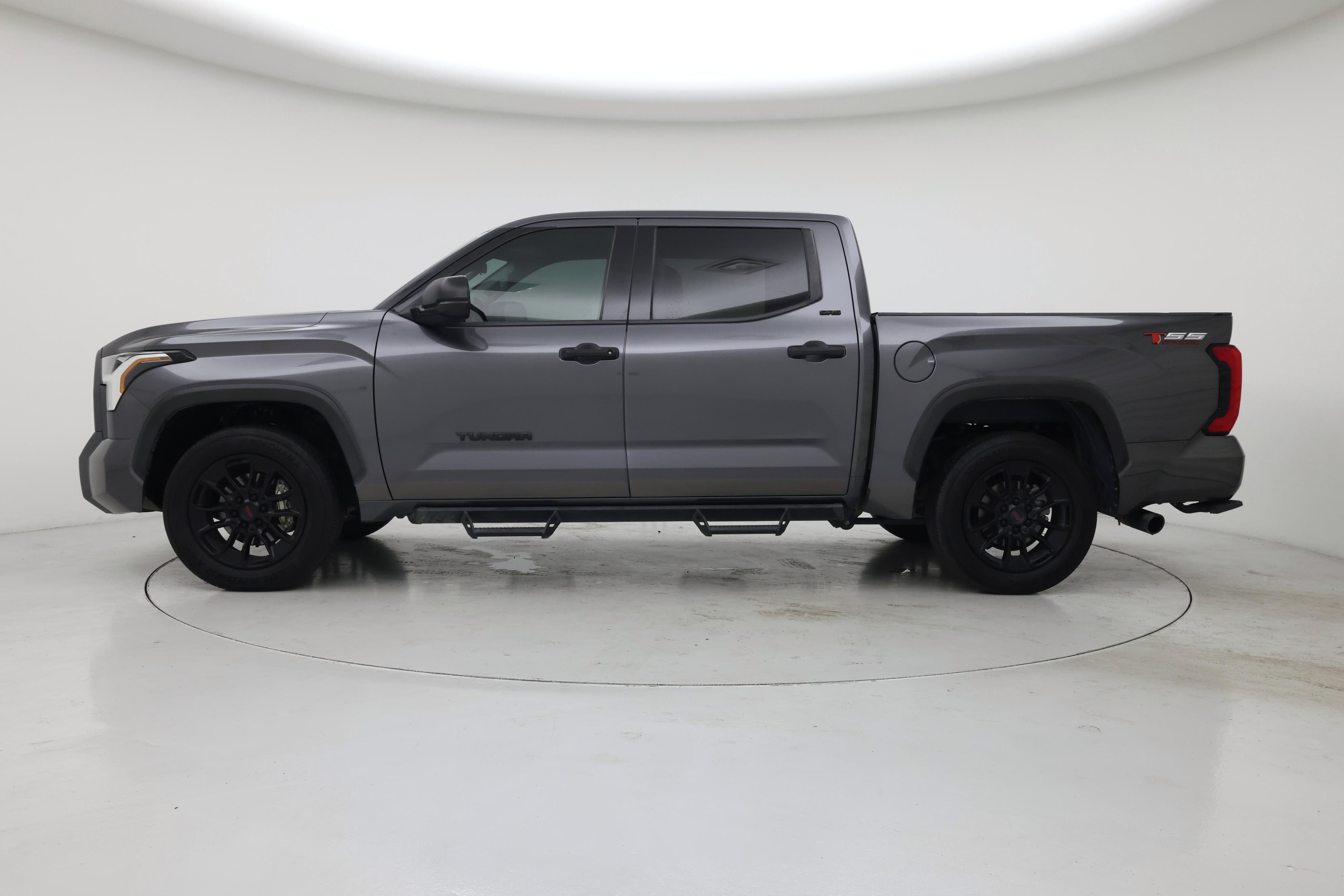 Thumbnail: 2023 Toyota Tundra - 3