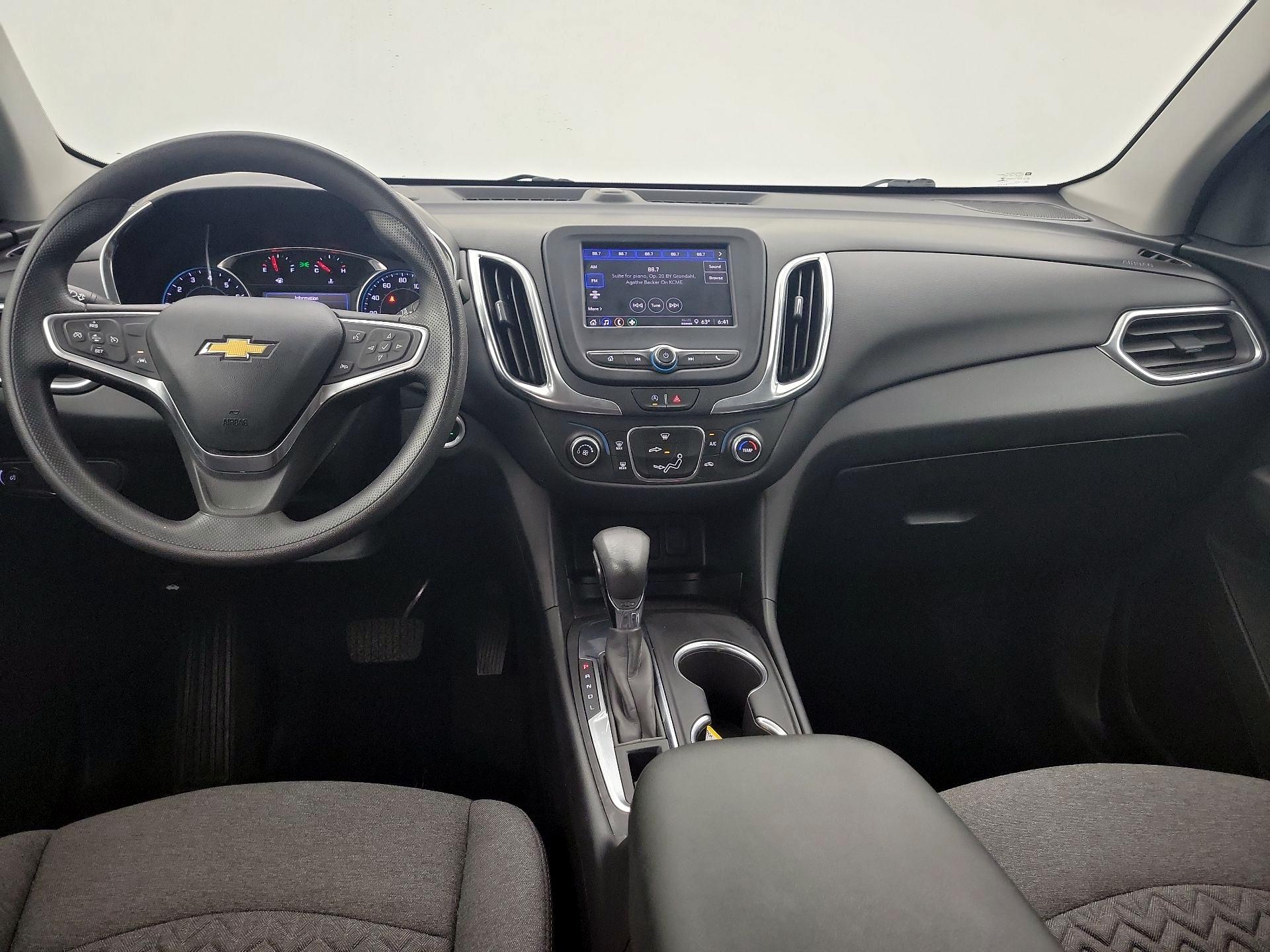 Thumbnail: 2022 Chevrolet Equinox - 9